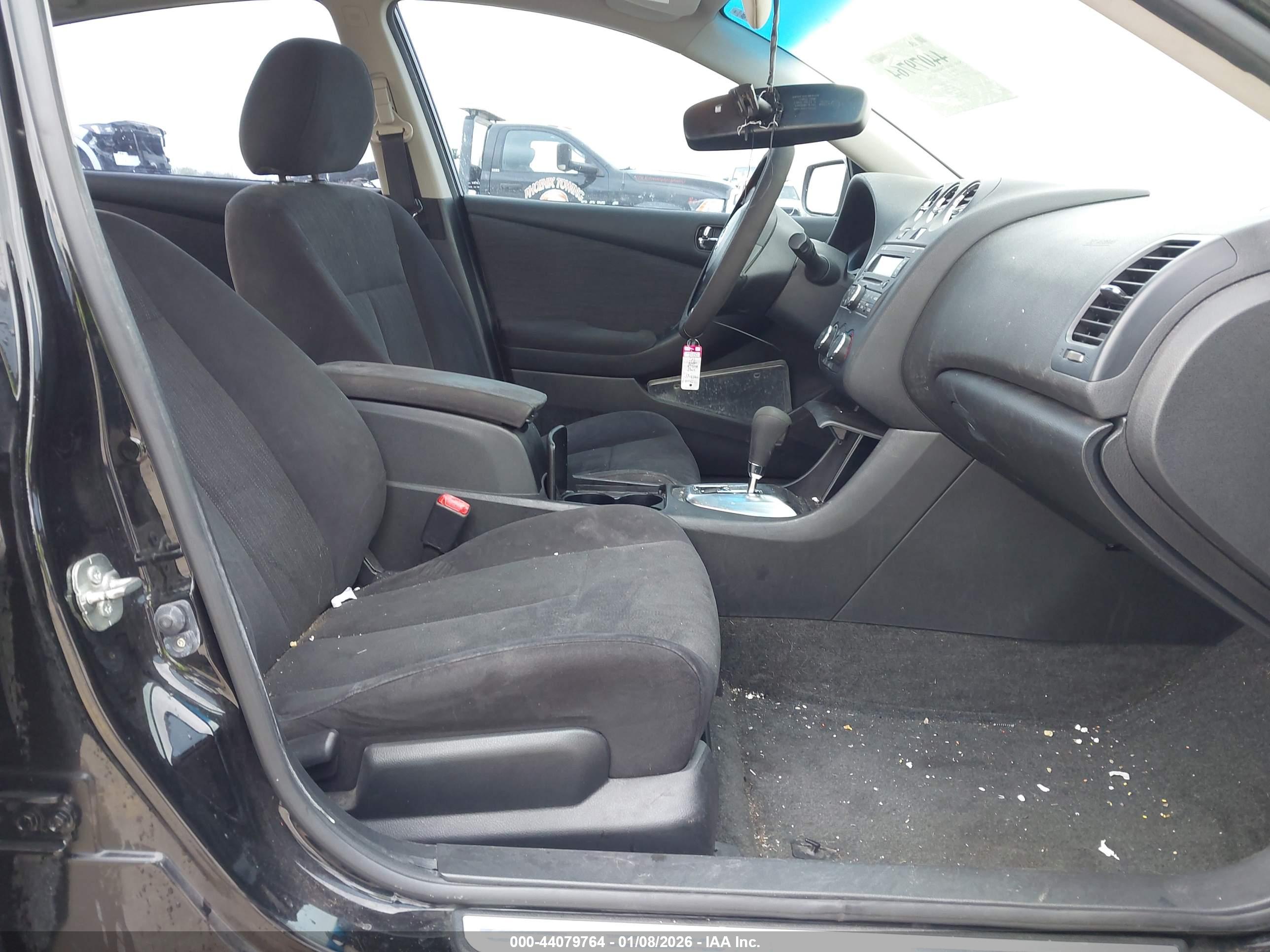 NISSAN ALTIMA image 5