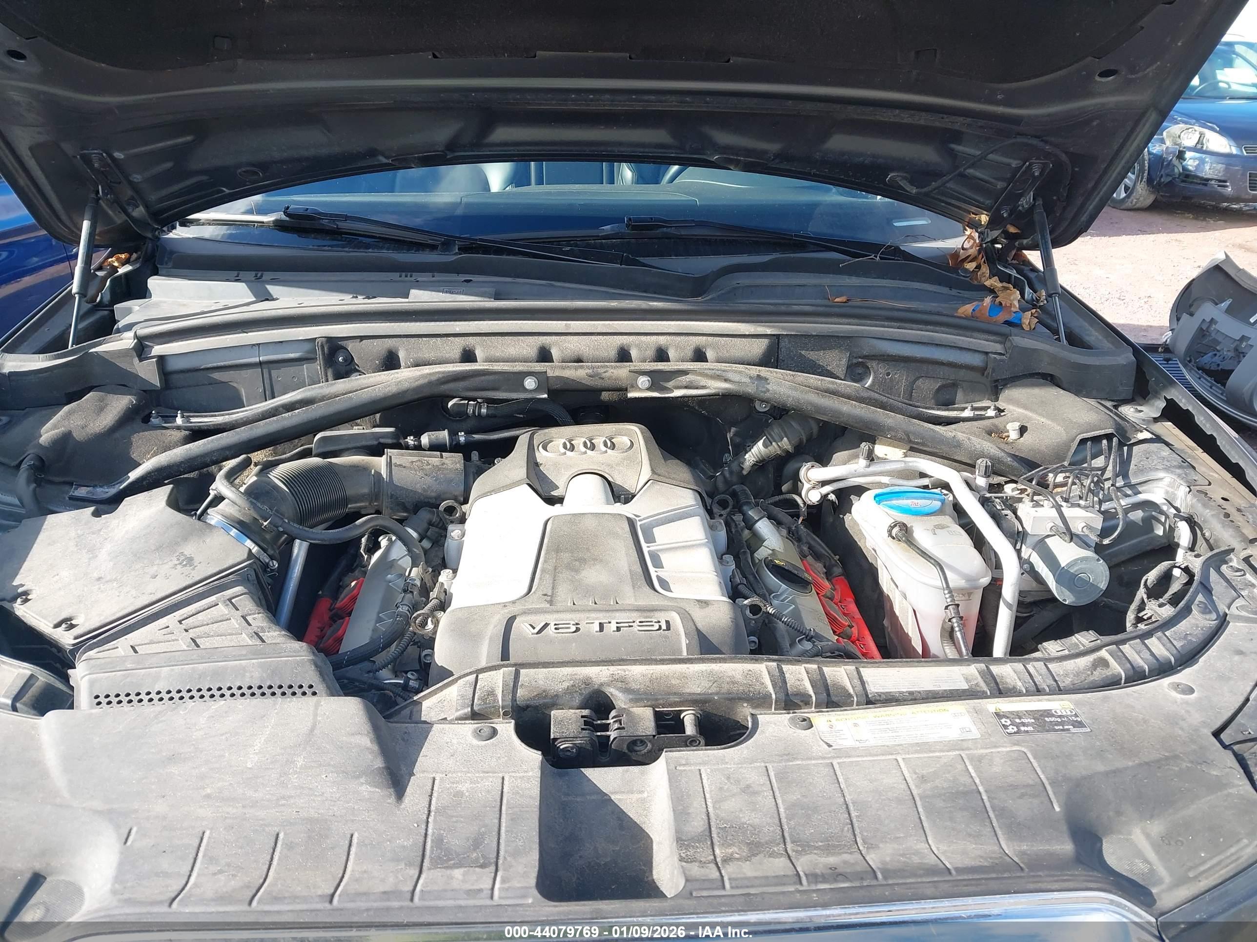 AUDI SQ5 image 10