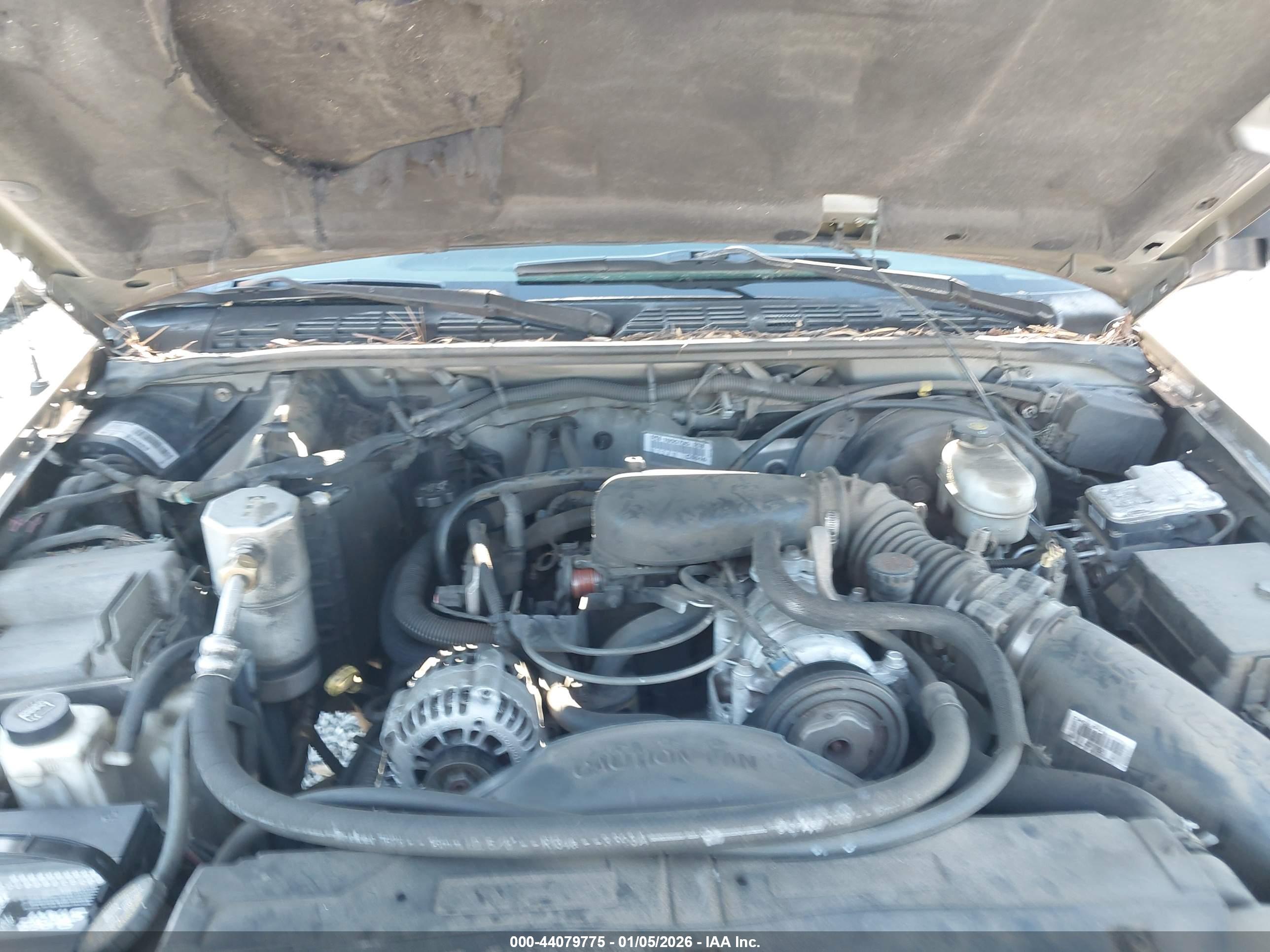 CHEVROLET BLAZER image 10