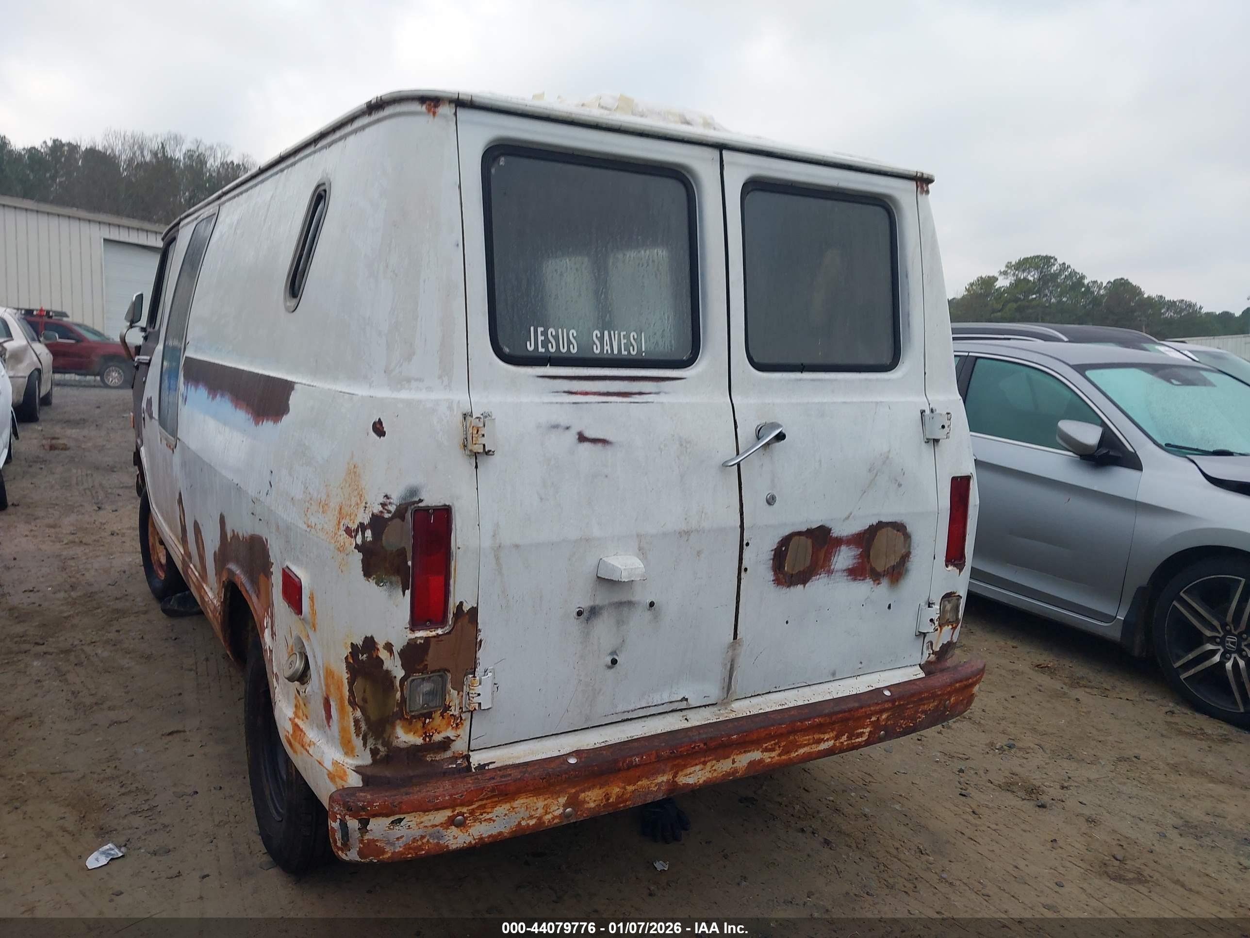 CHEVROLET G10 image 3