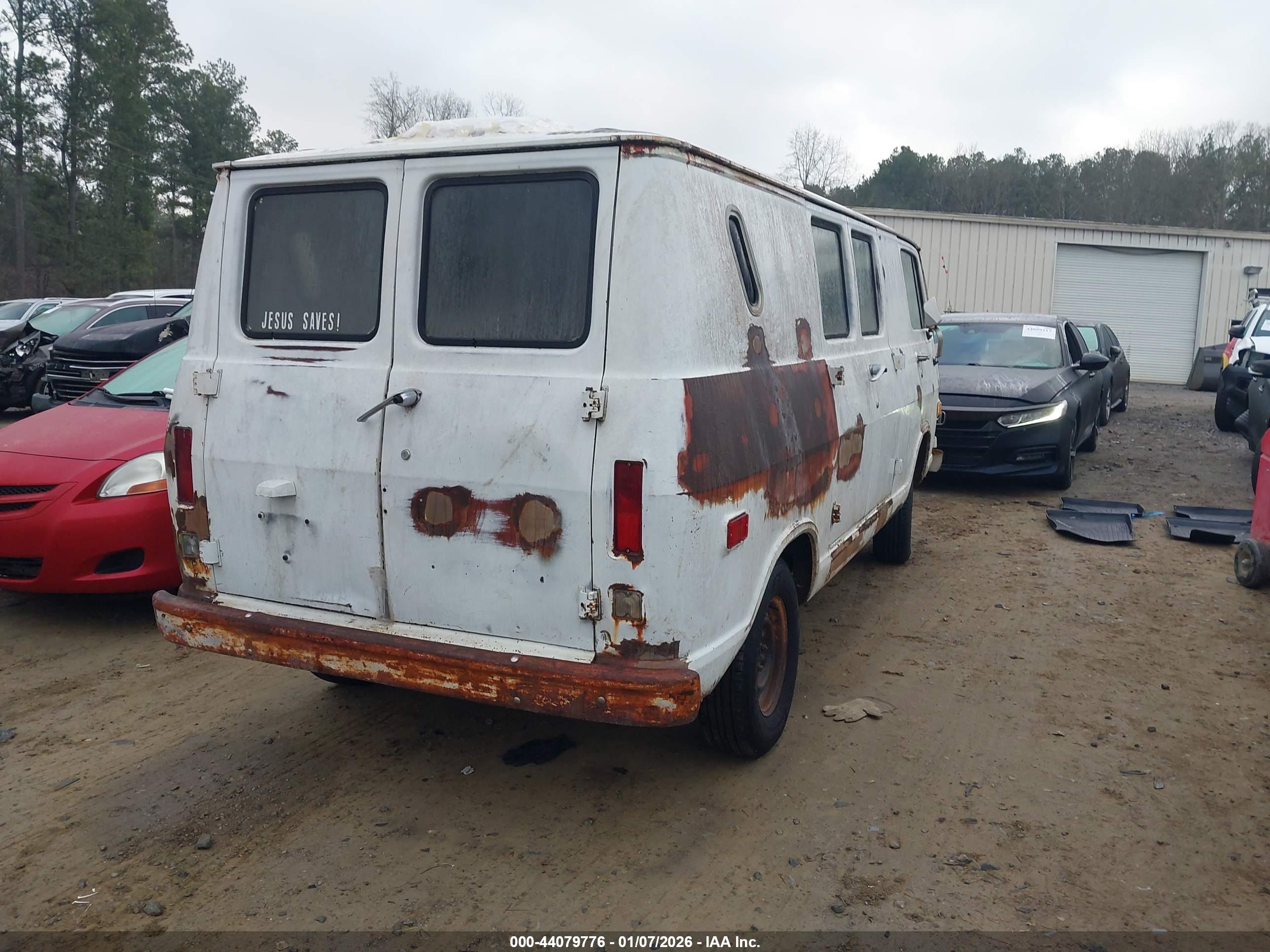 CHEVROLET G10 image 4