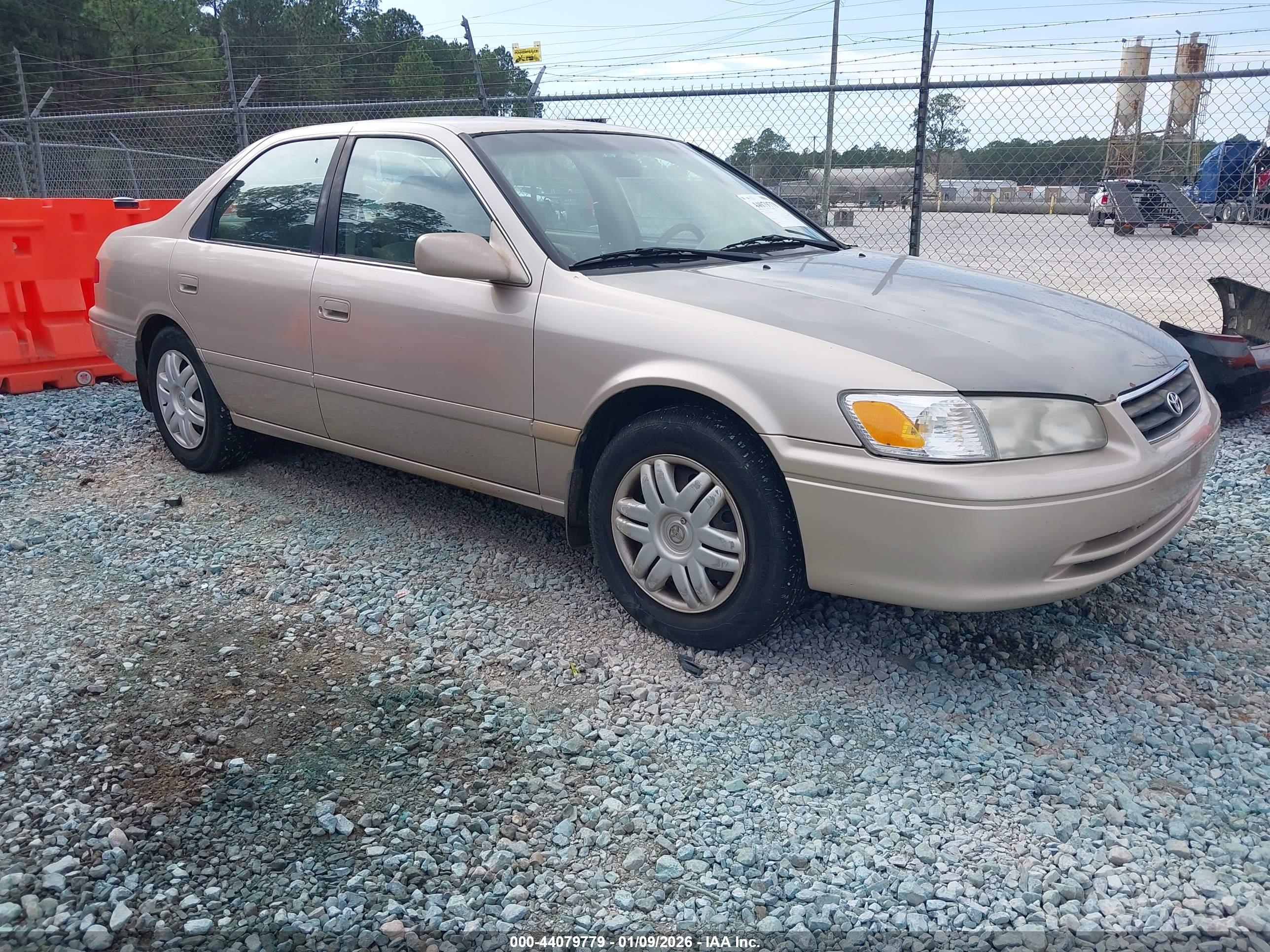 TOYOTA CAMRY image 6