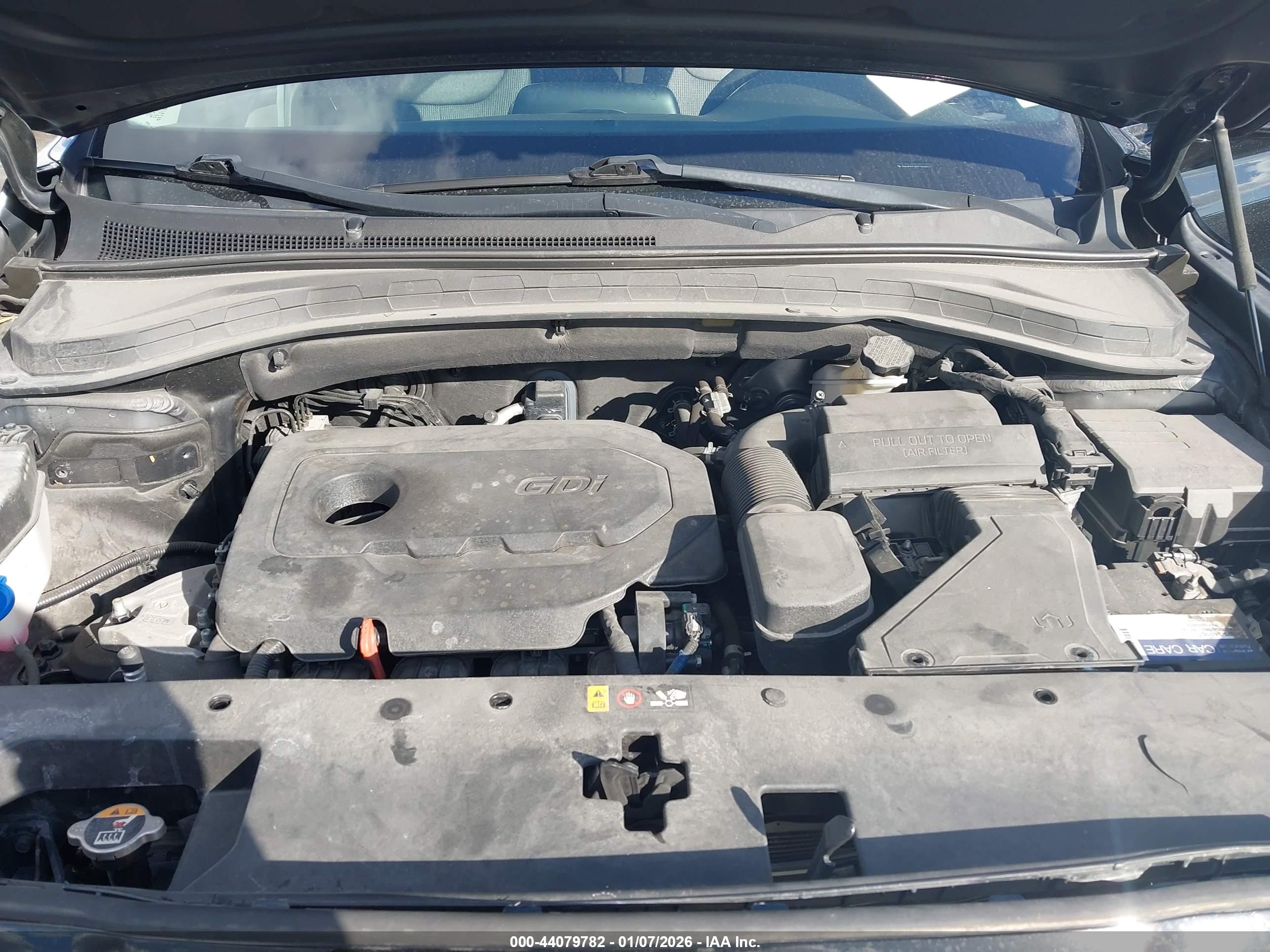 HYUNDAI SANTA image 10