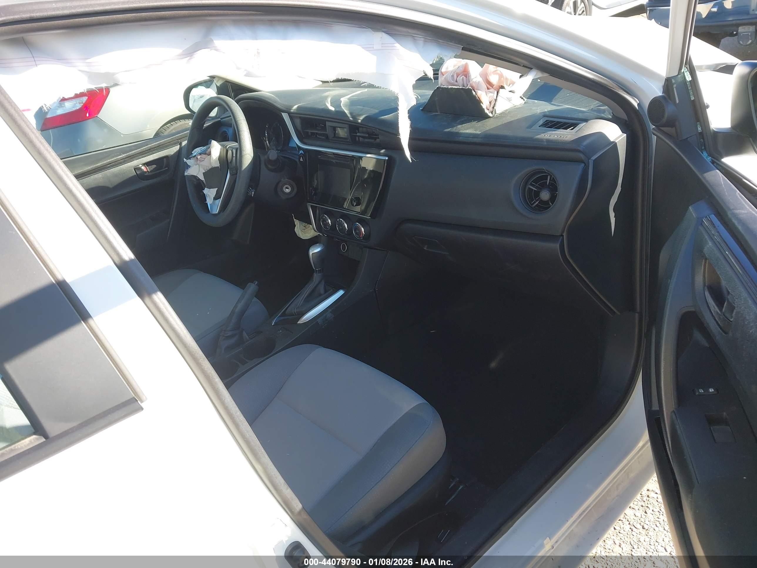 TOYOTA COROLLA image 5