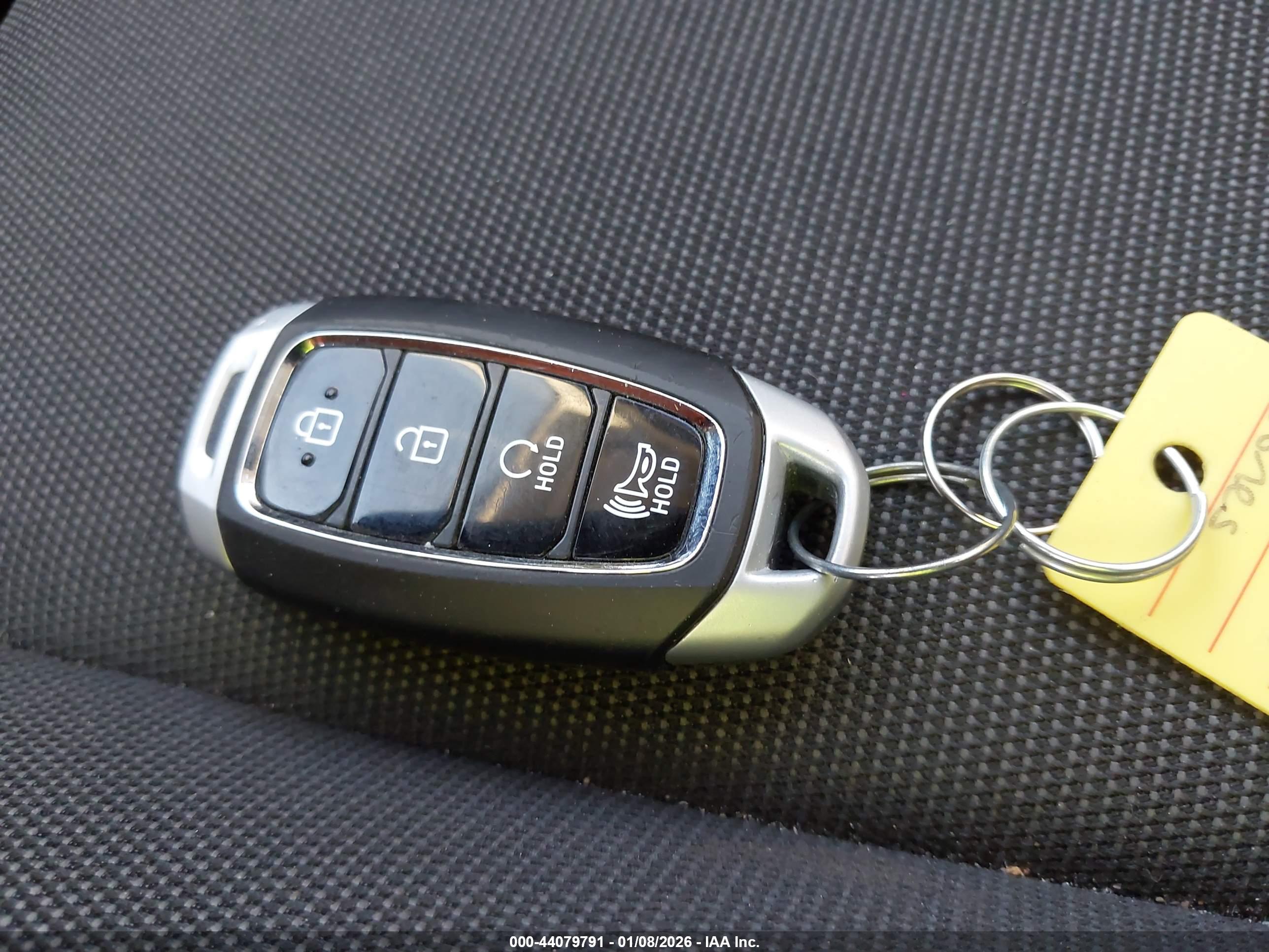 HYUNDAI VENUE image 11