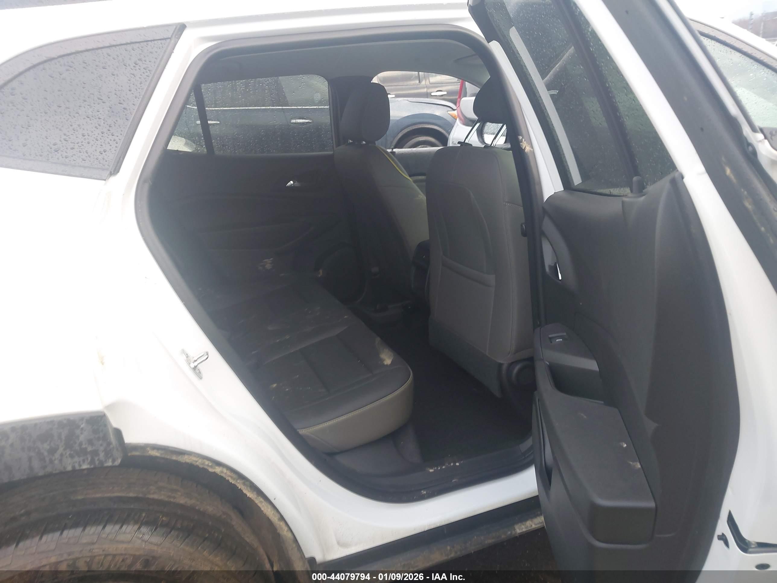CHEVROLET TRAX image 8