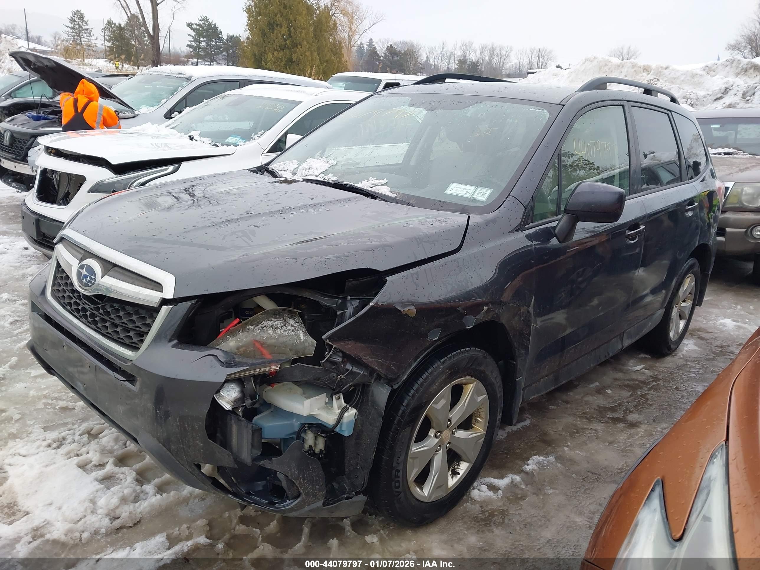 SUBARU FORESTER image 2