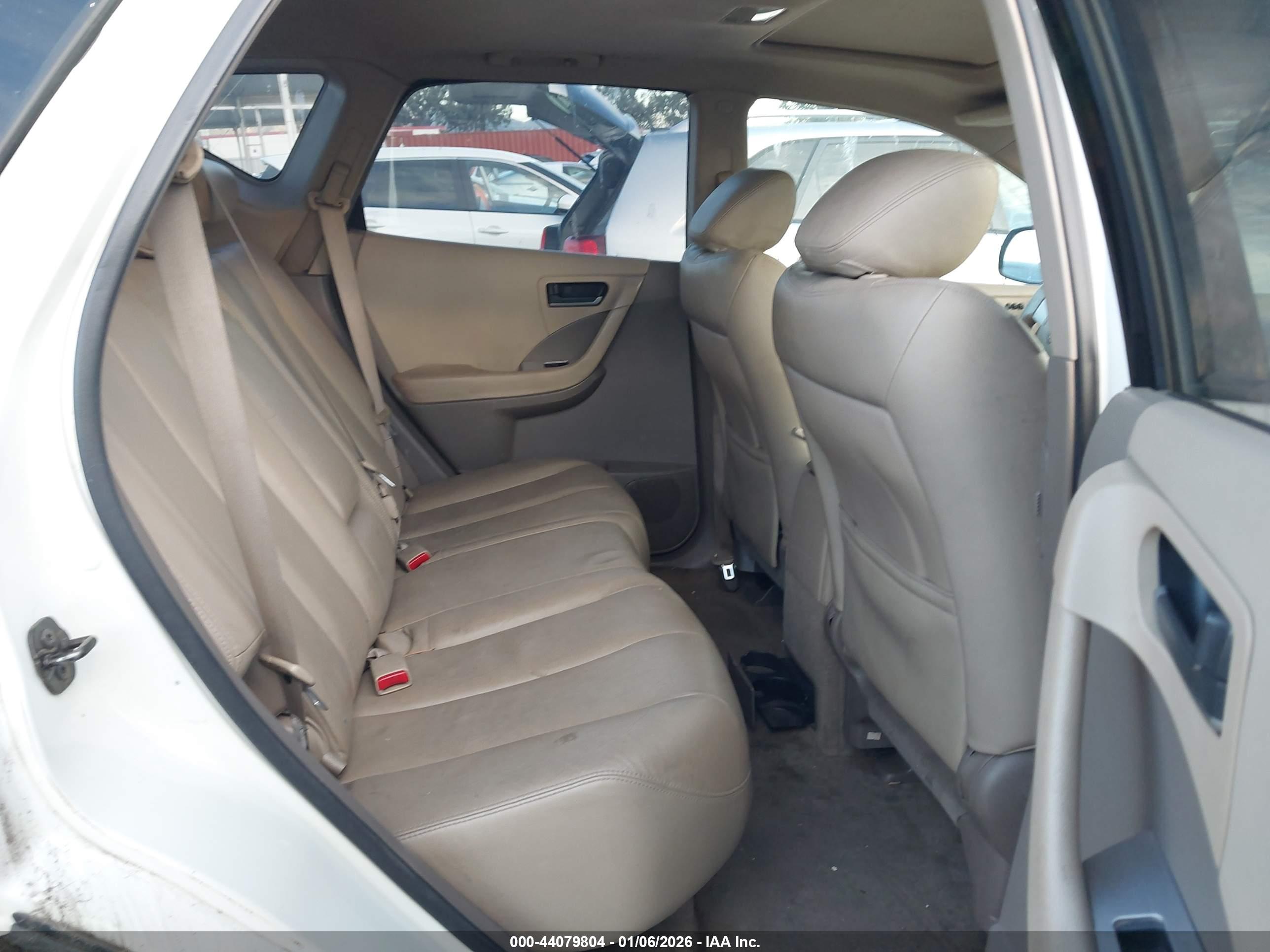NISSAN MURANO image 8