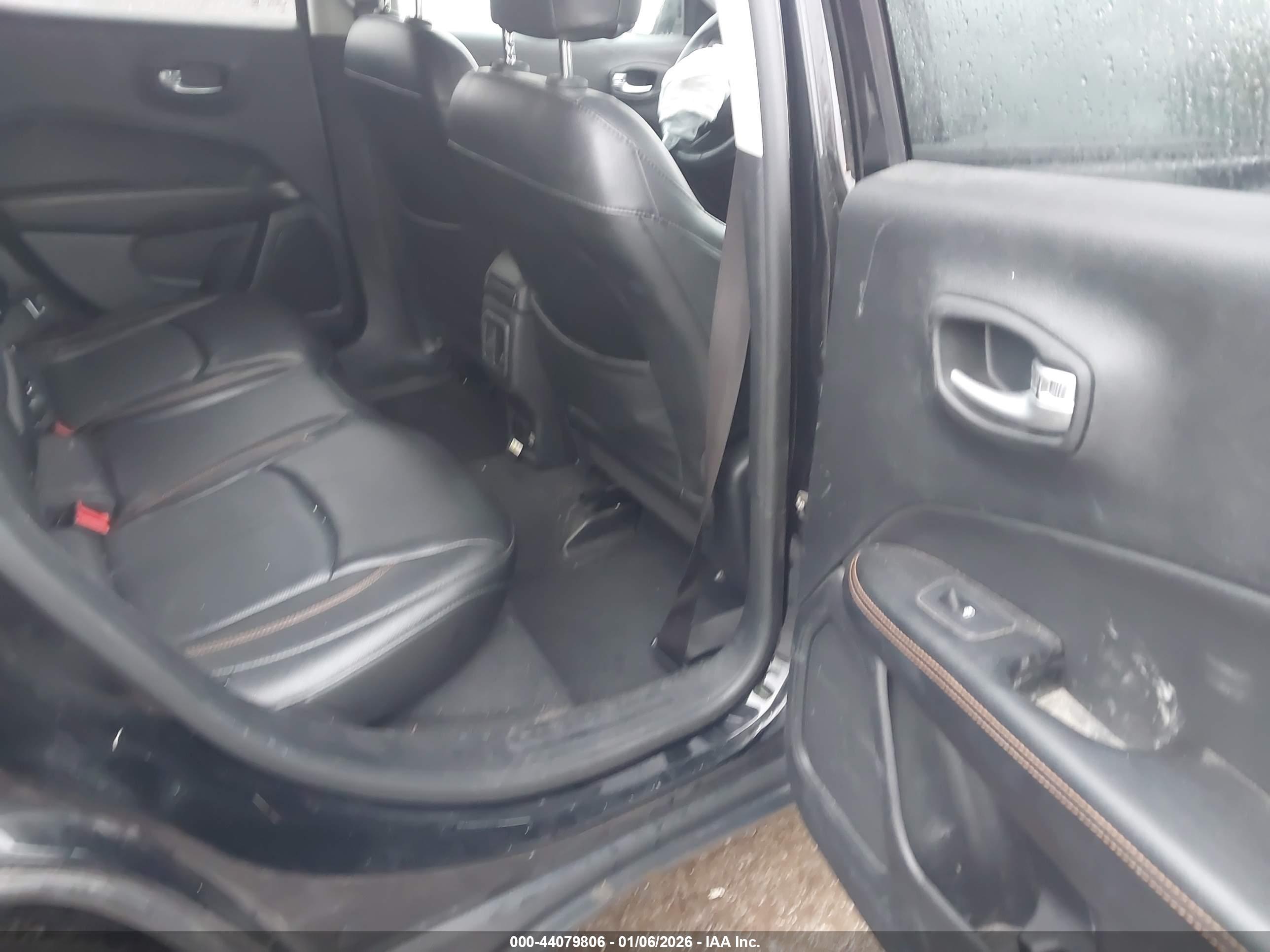 JEEP COMPASS image 8