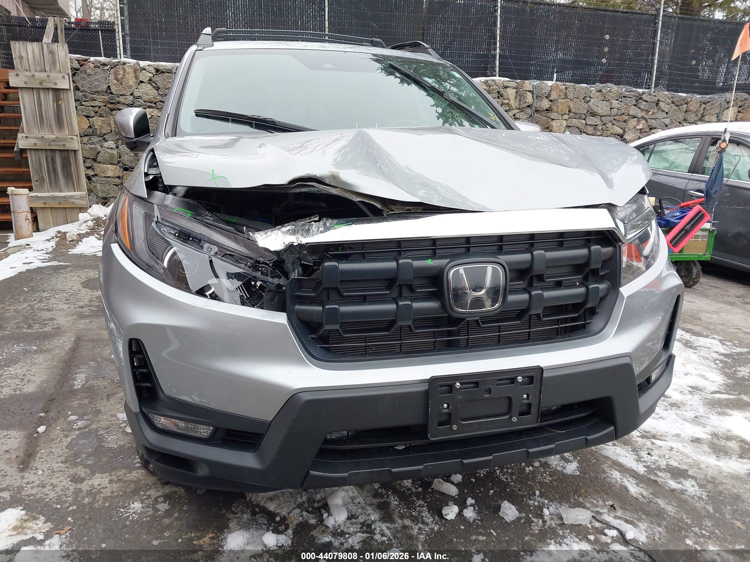 HONDA RIDGELINE image 6