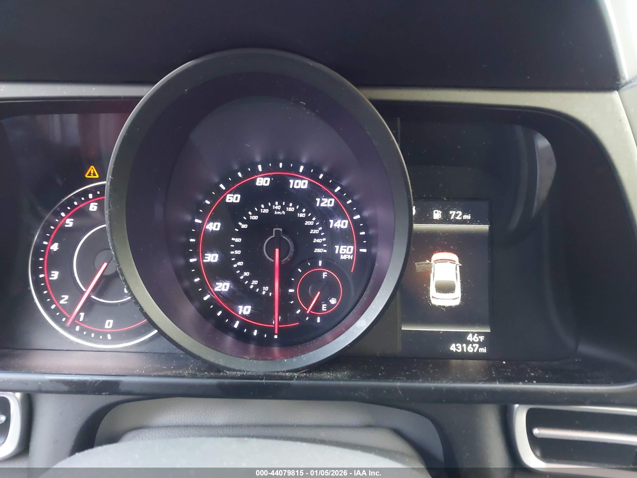 HYUNDAI ELANTRA image 7