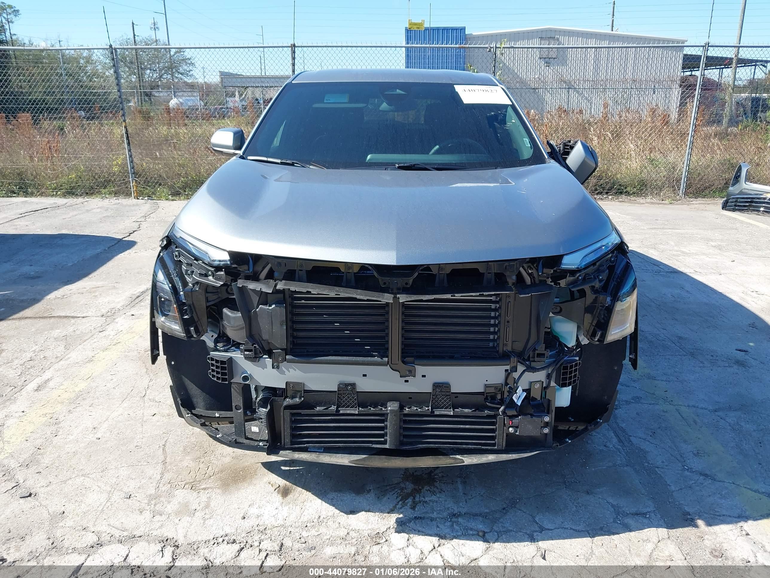 CHEVROLET EQUINOX image 6