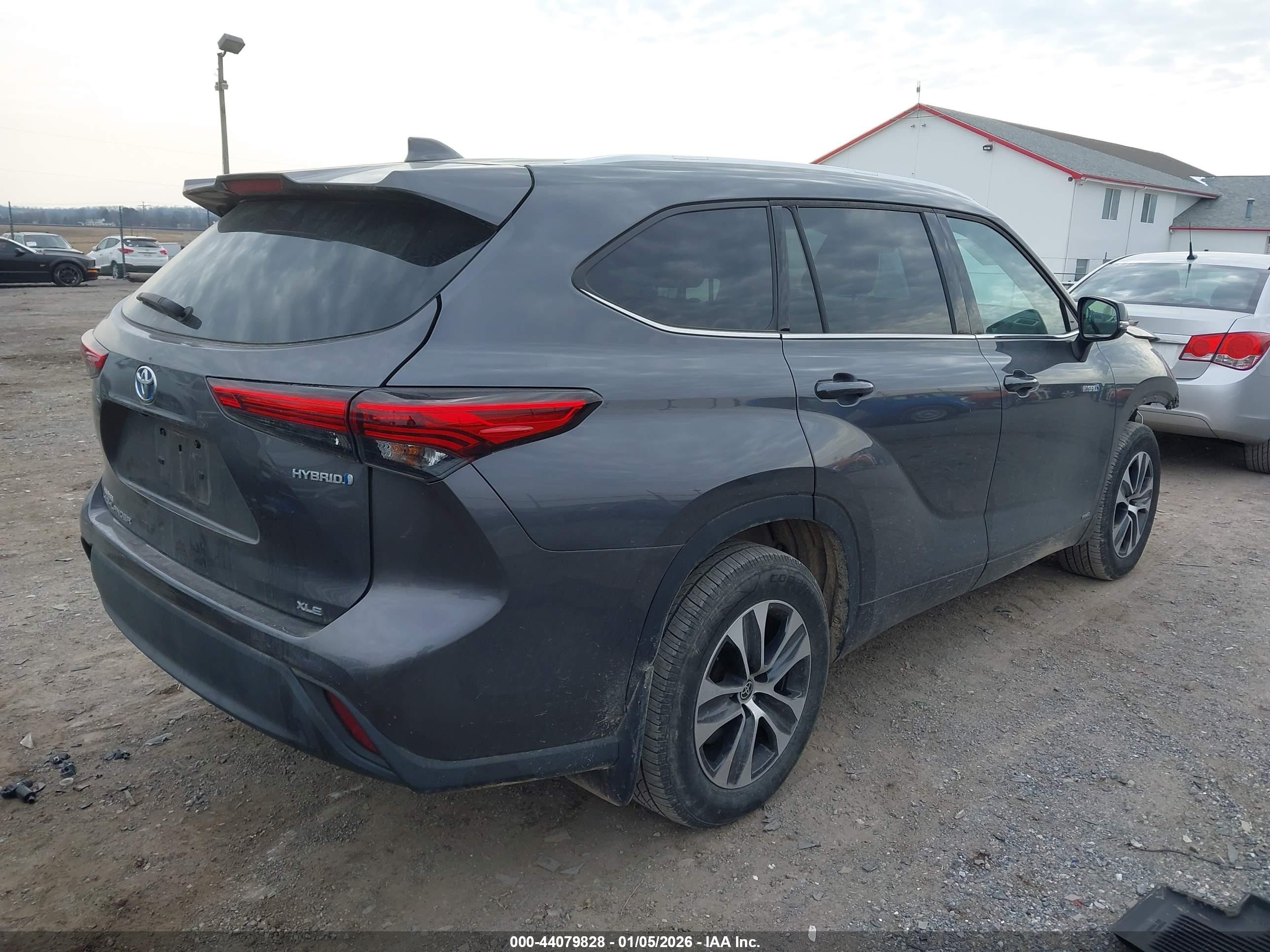 TOYOTA HIGHLANDER image 4
