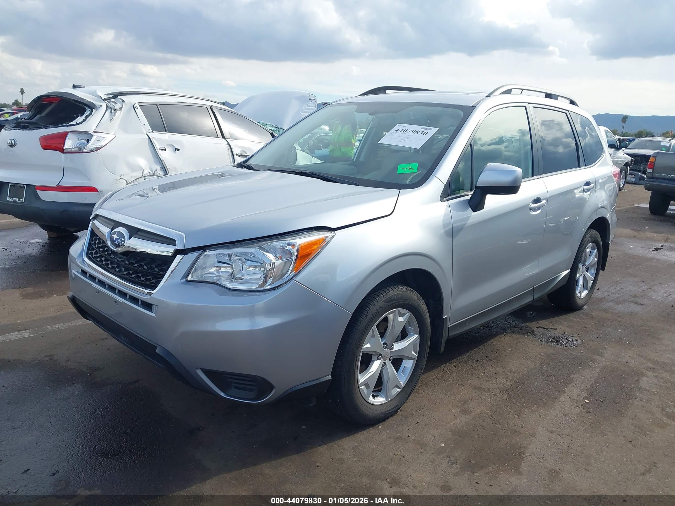 SUBARU FORESTER image 2