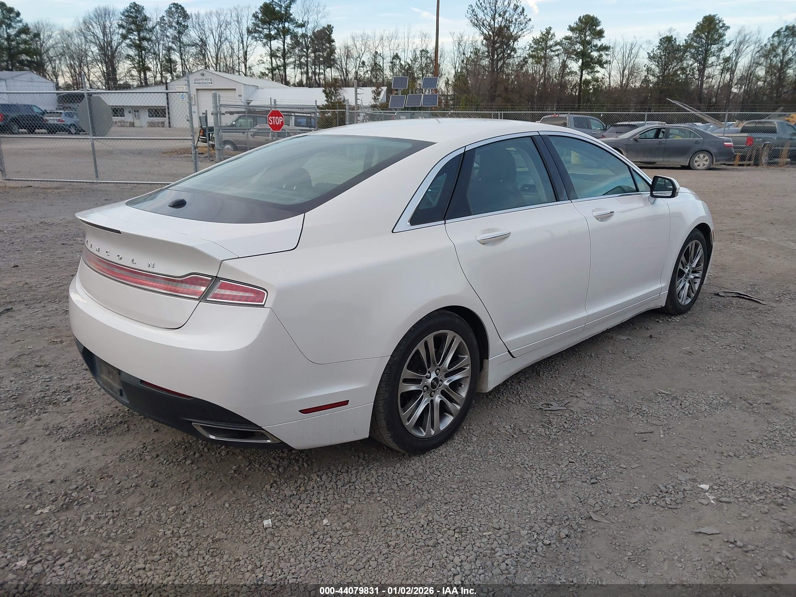 LINCOLN MKZ image 4