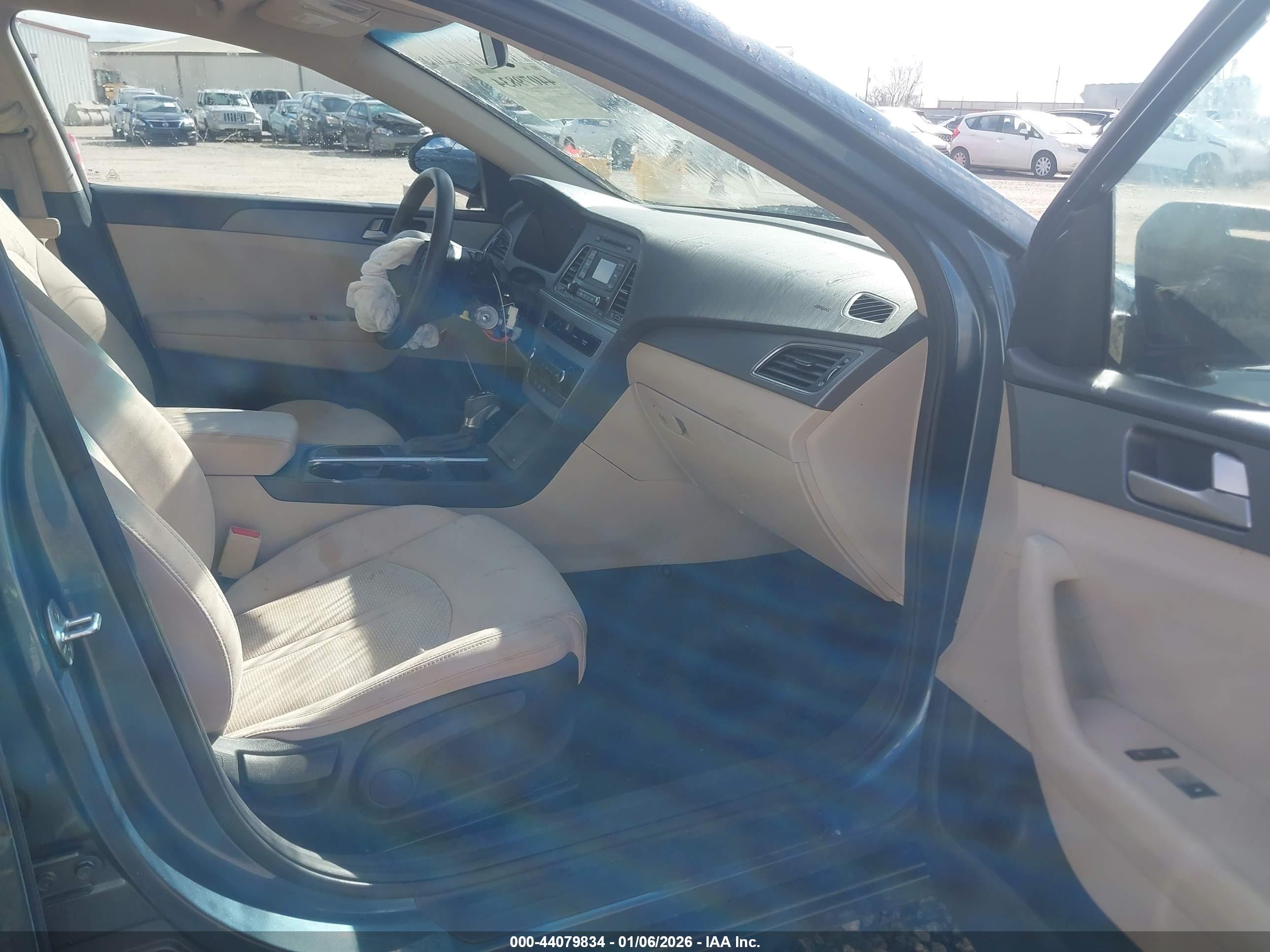 HYUNDAI SONATA image 5