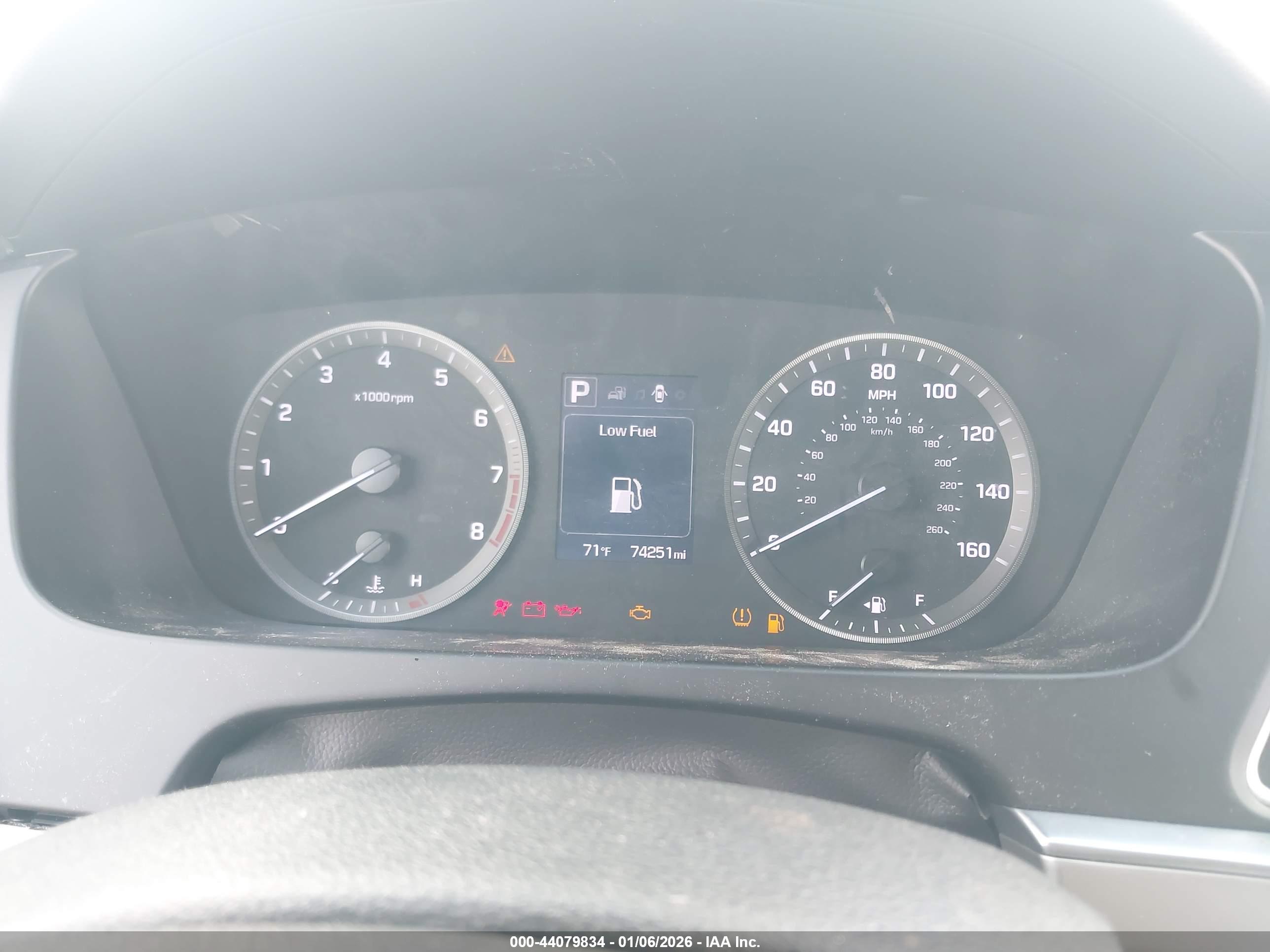 HYUNDAI SONATA image 7