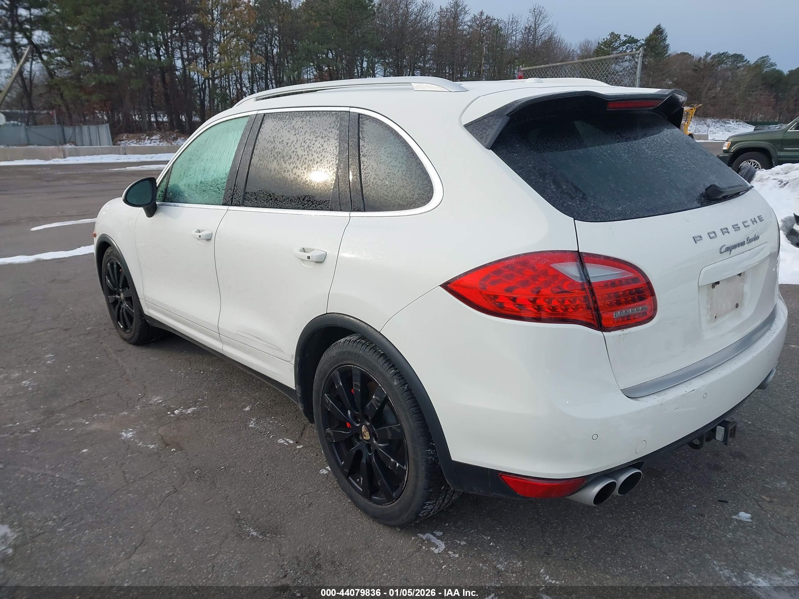 PORSCHE CAYENNE image 3