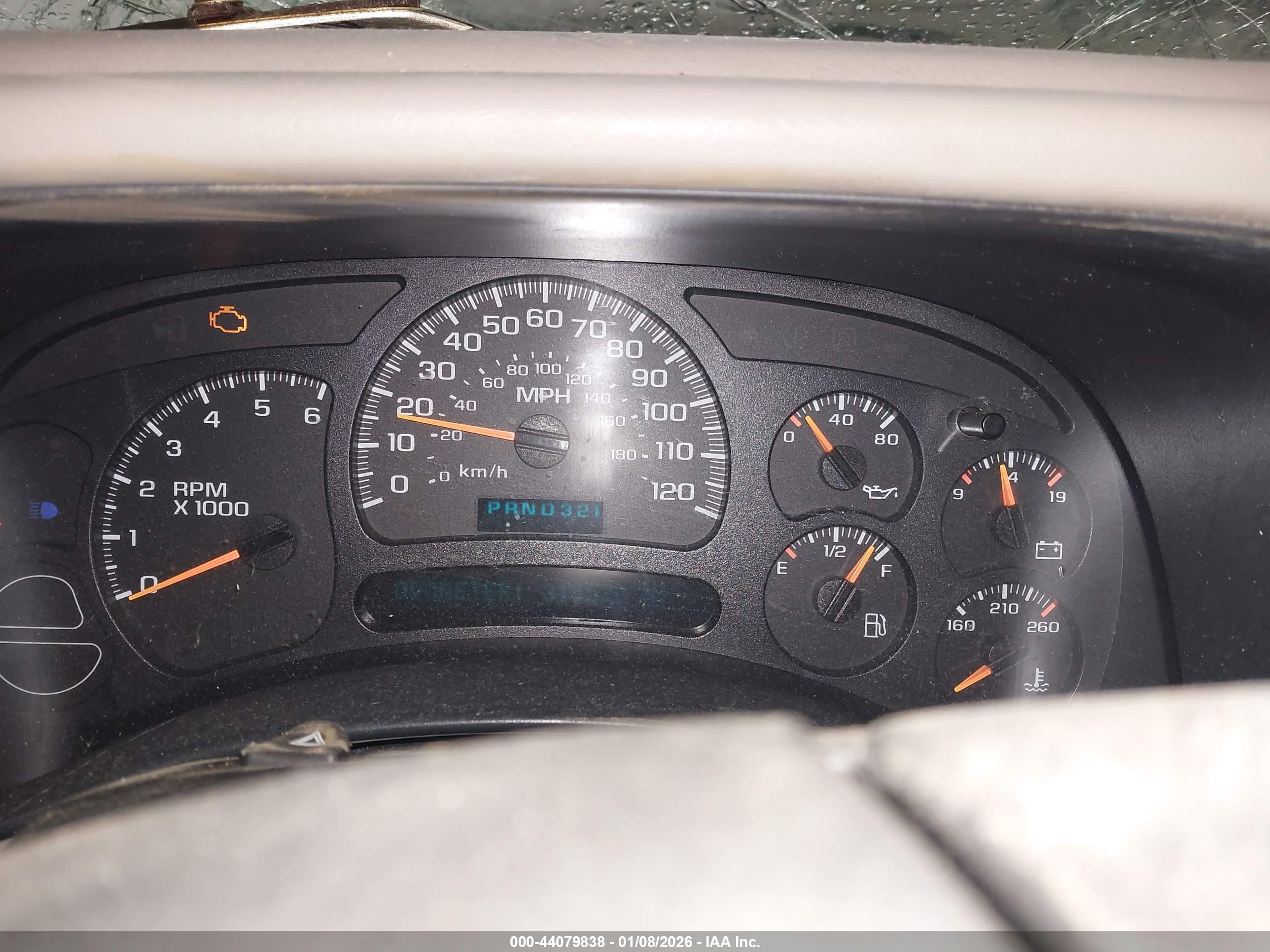 CHEVROLET TAHOE image 7