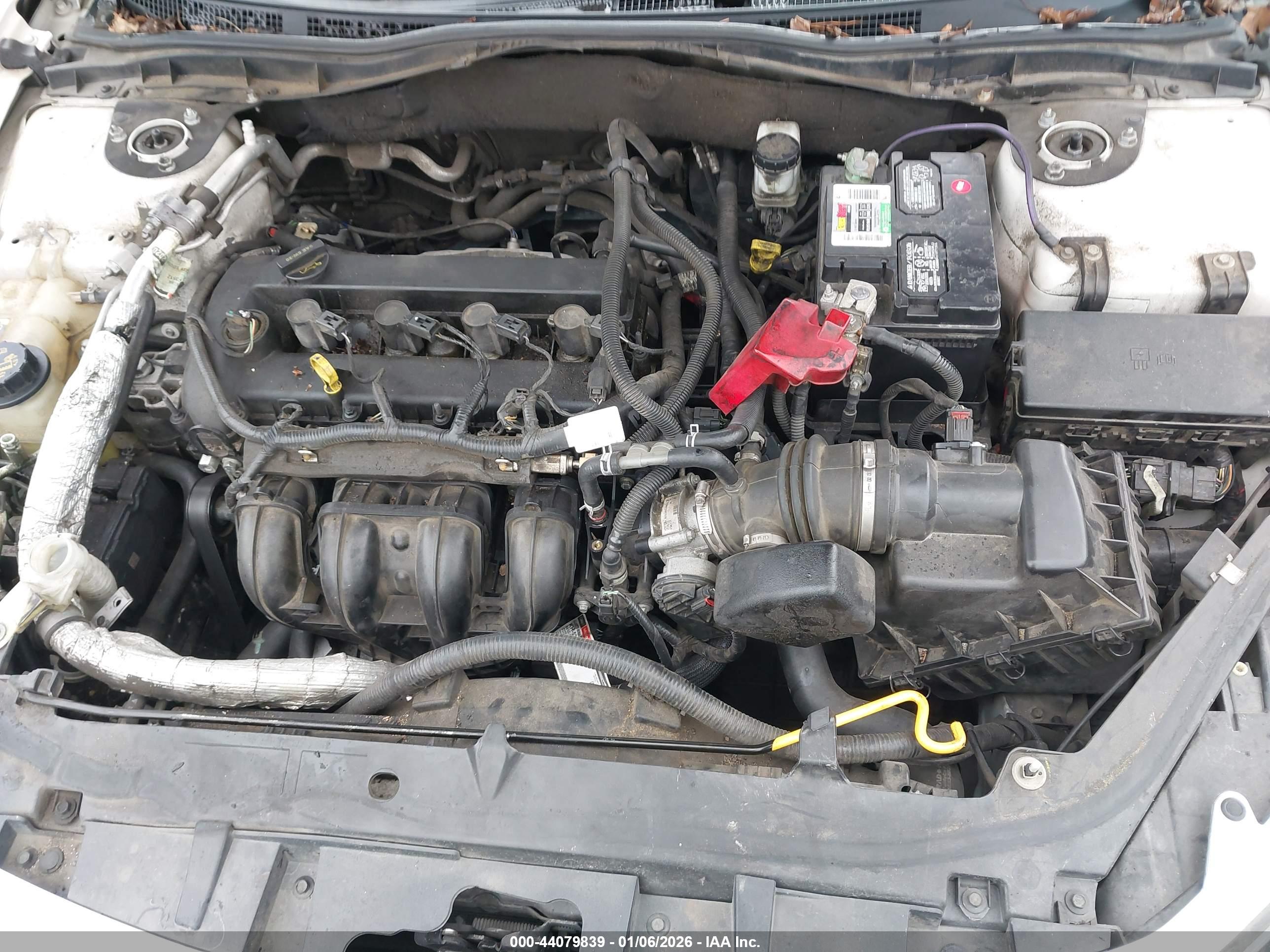FORD FUSION image 10