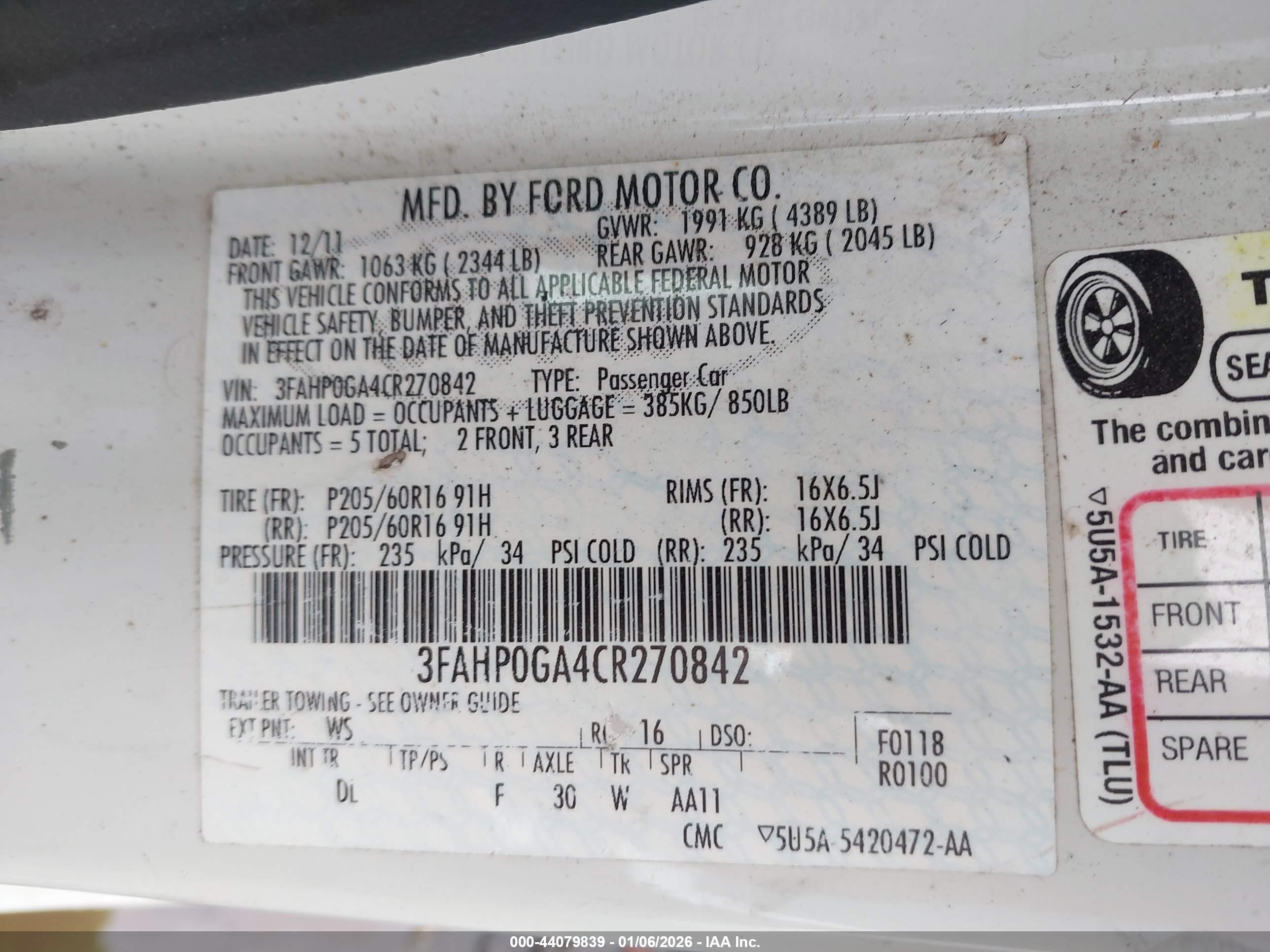 FORD FUSION image 9