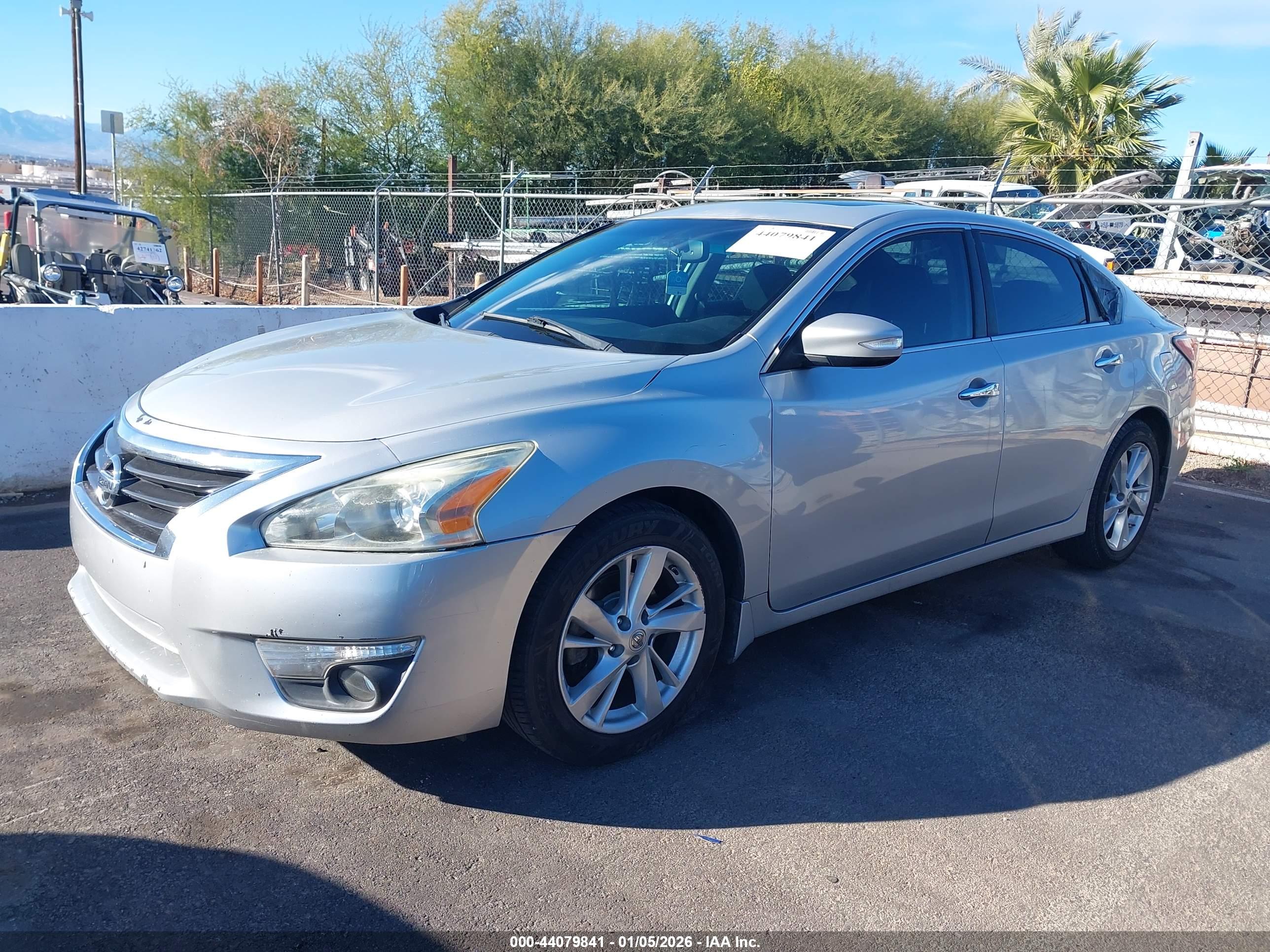 NISSAN ALTIMA image 2