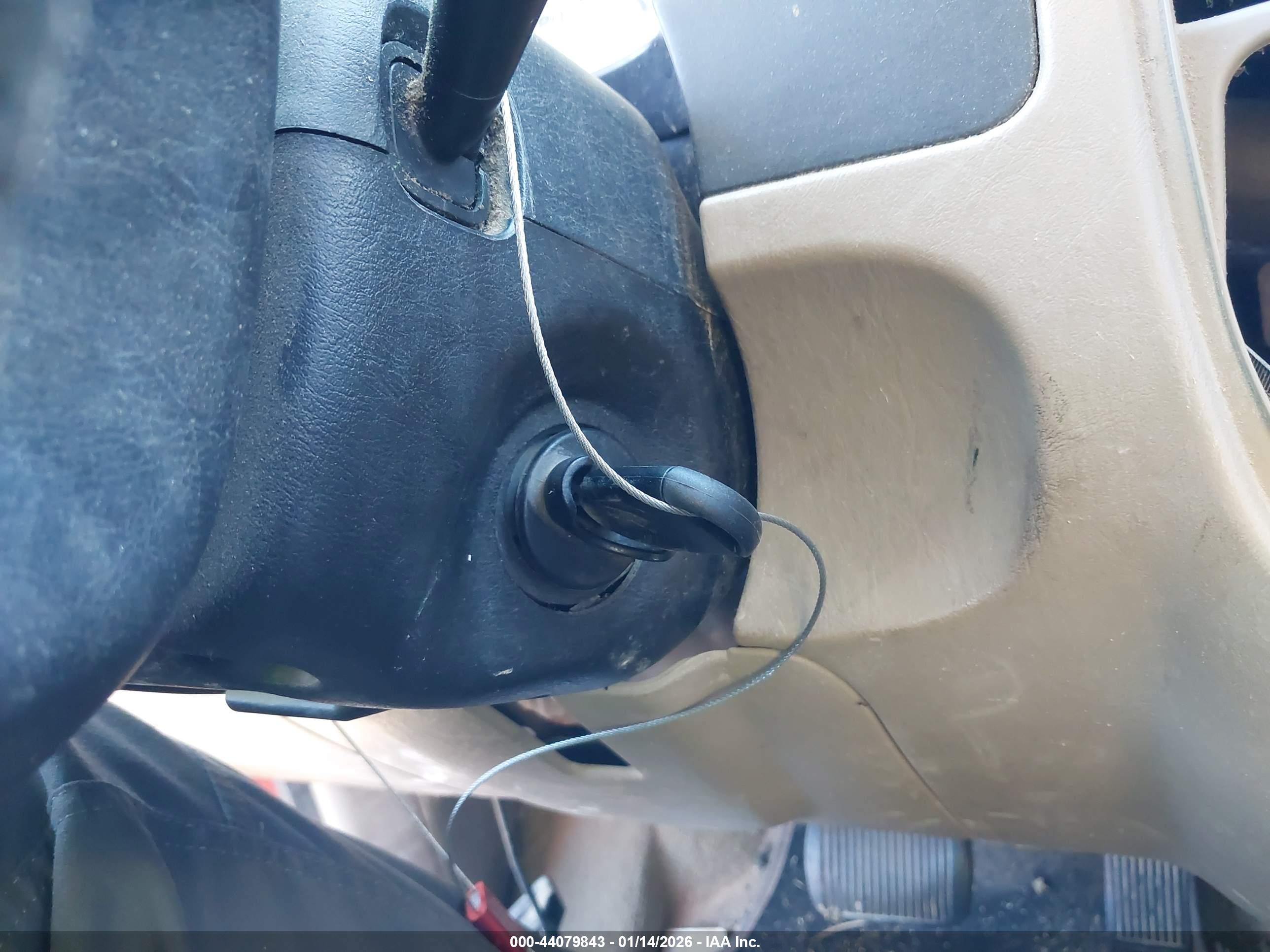 FORD ESCAPE image 11