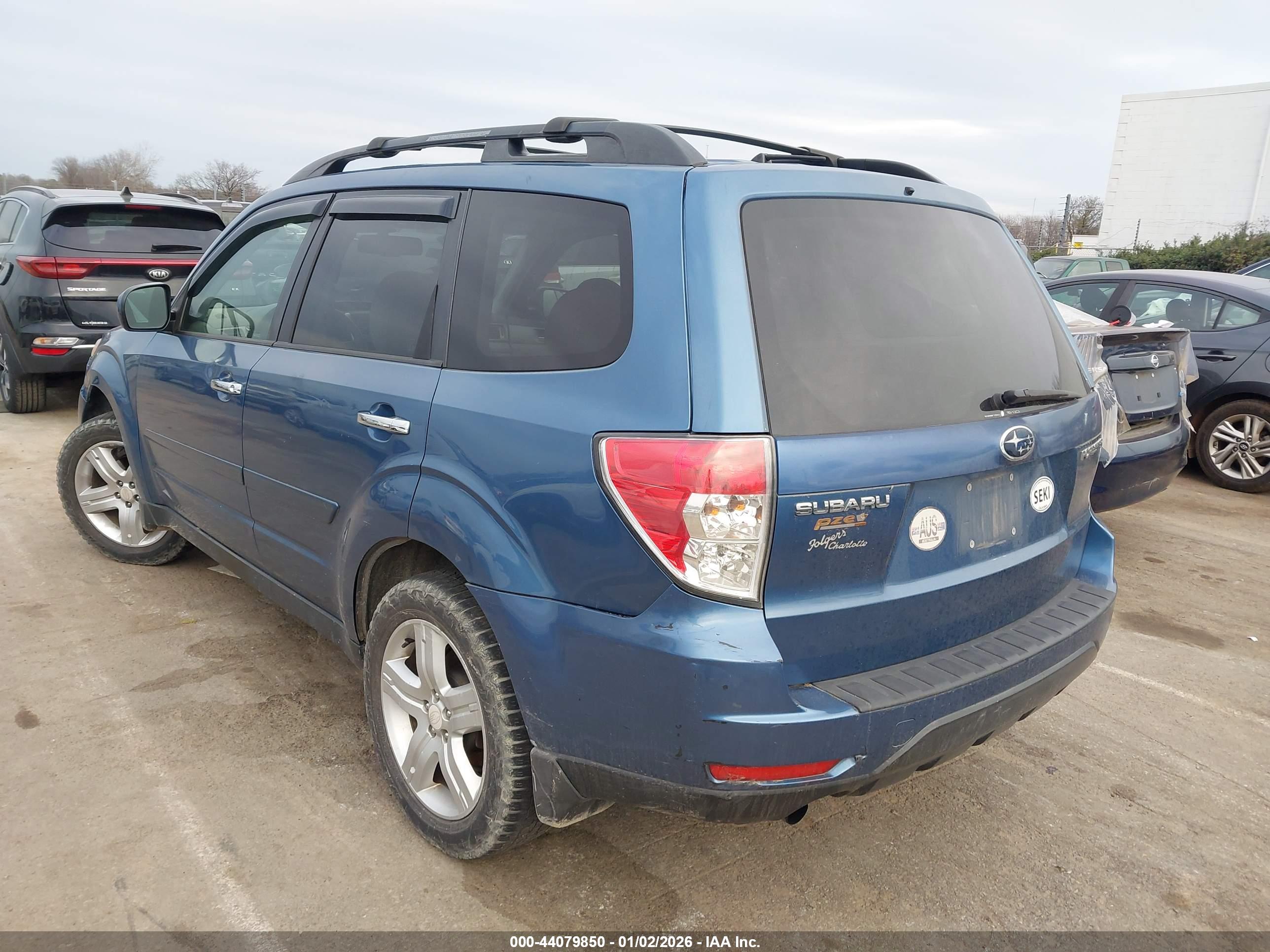 SUBARU FORESTER image 3