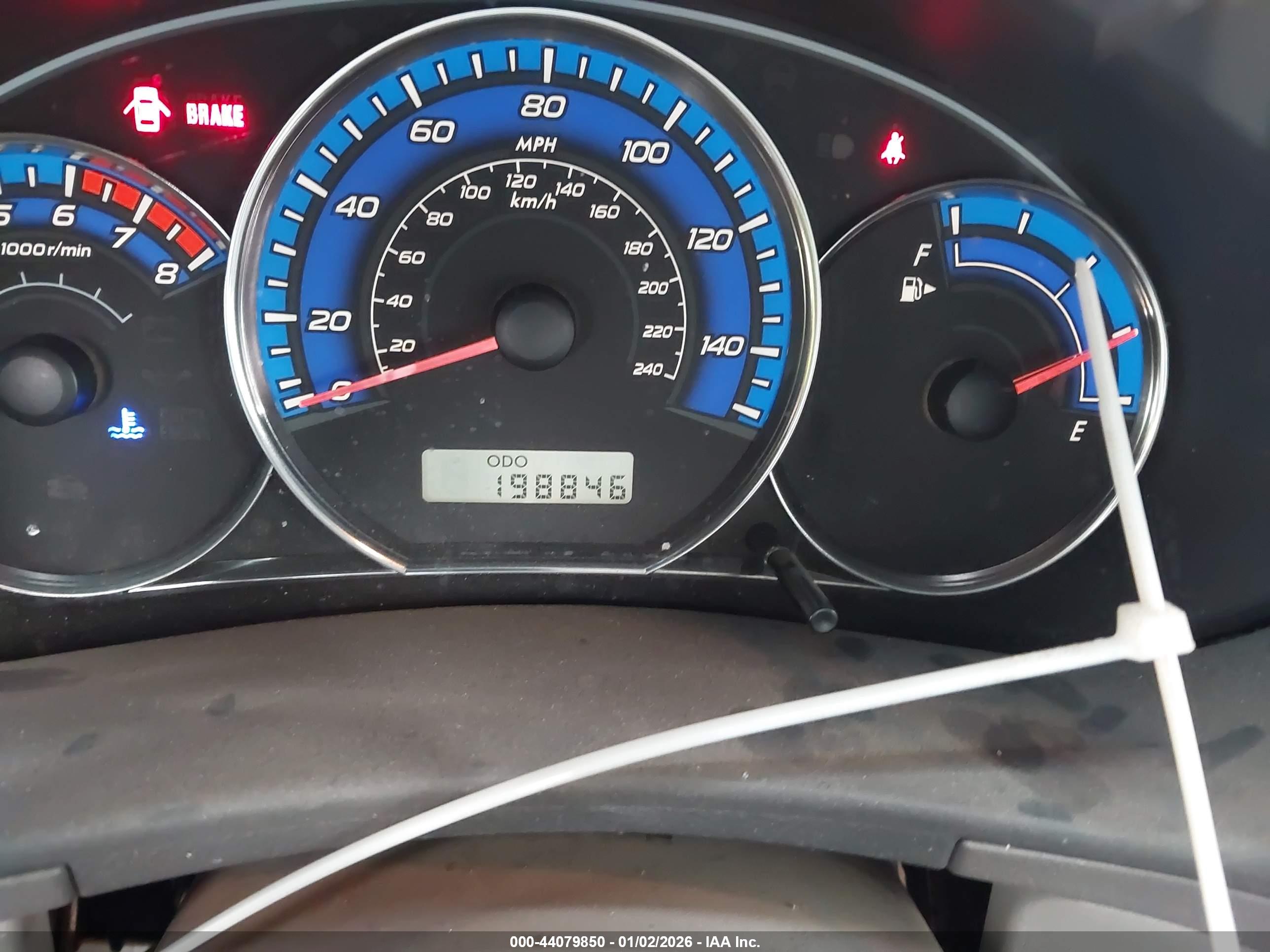 SUBARU FORESTER image 7