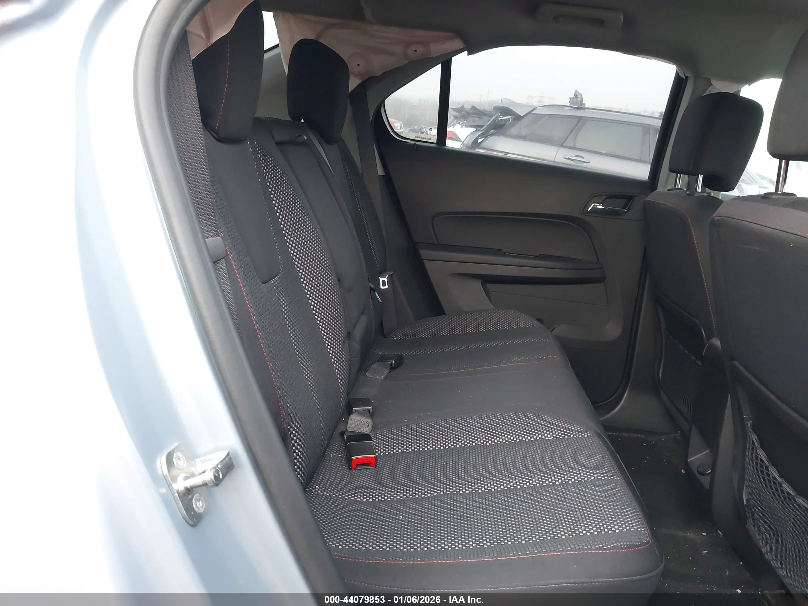 CHEVROLET EQUINOX image 8