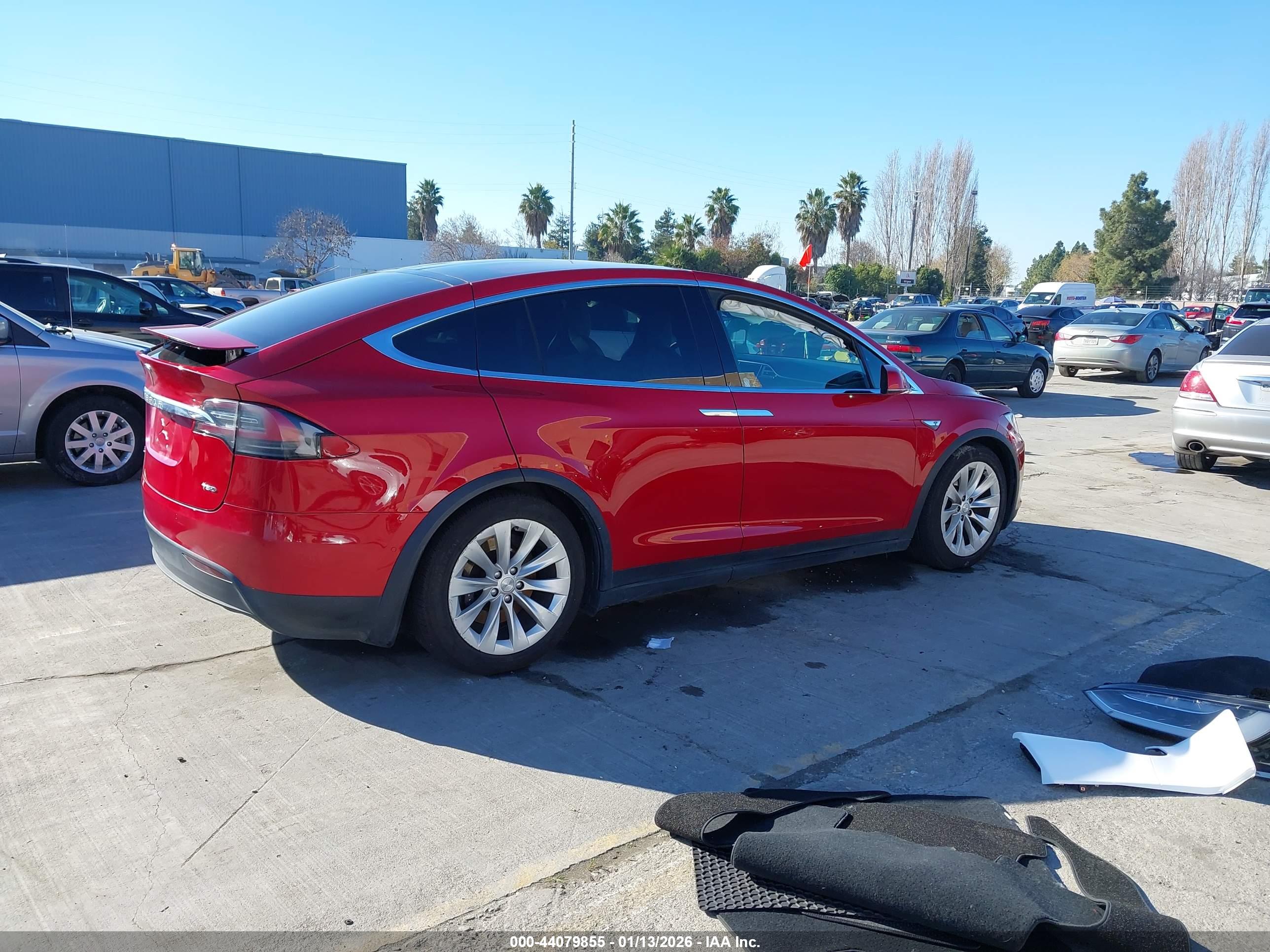 TESLA MODEL image 4