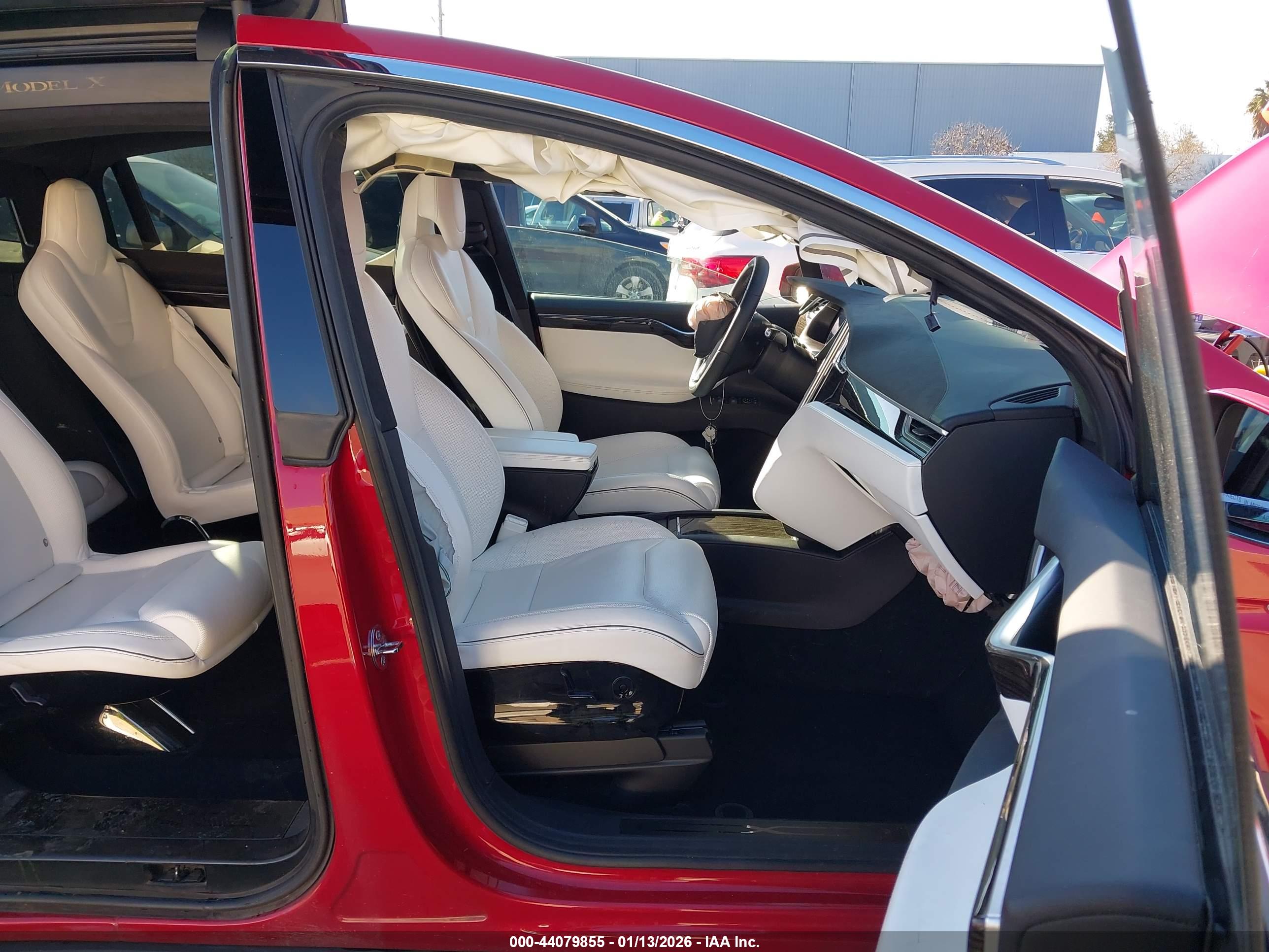 TESLA MODEL image 5