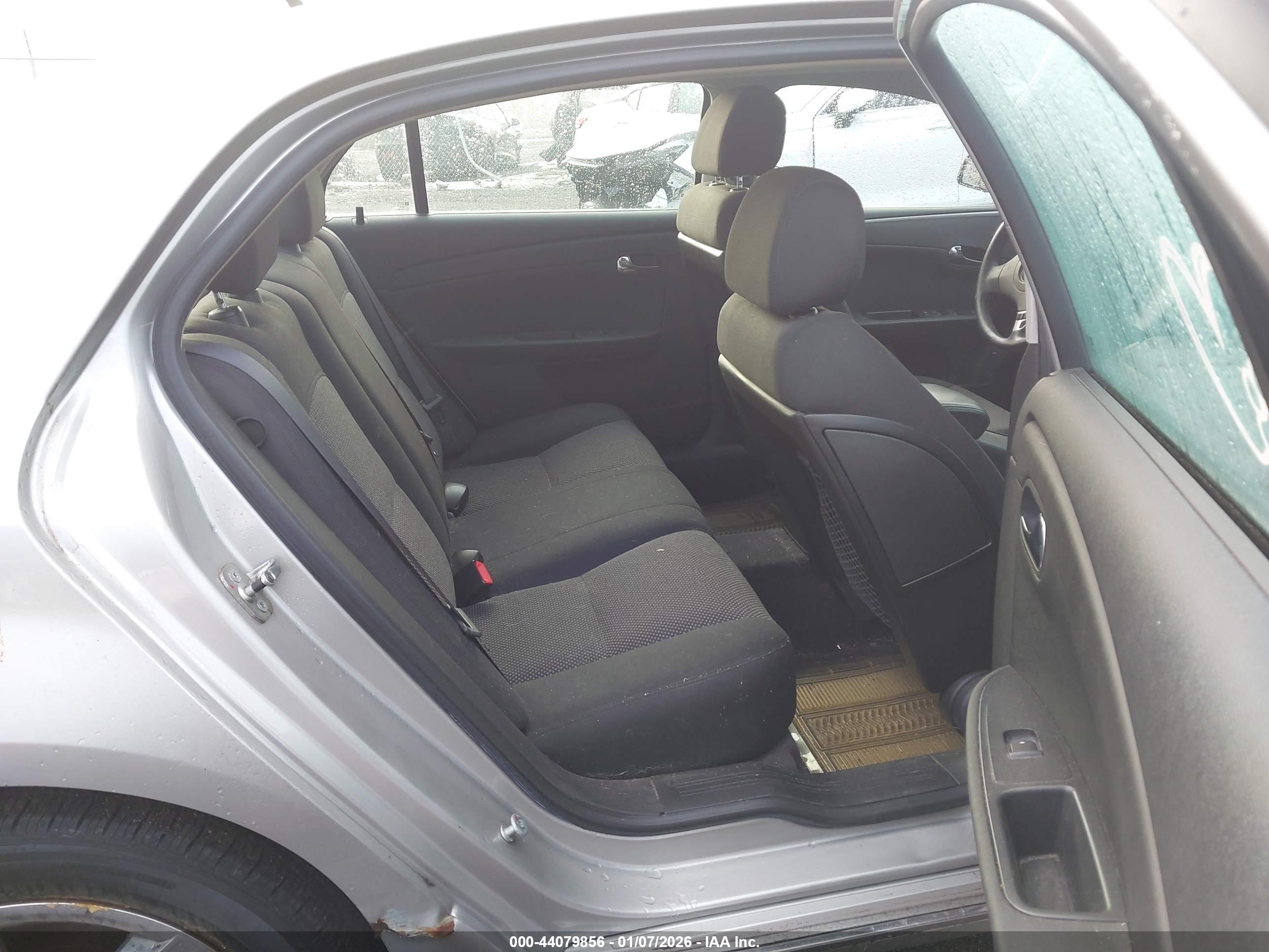 CHEVROLET MALIBU image 8