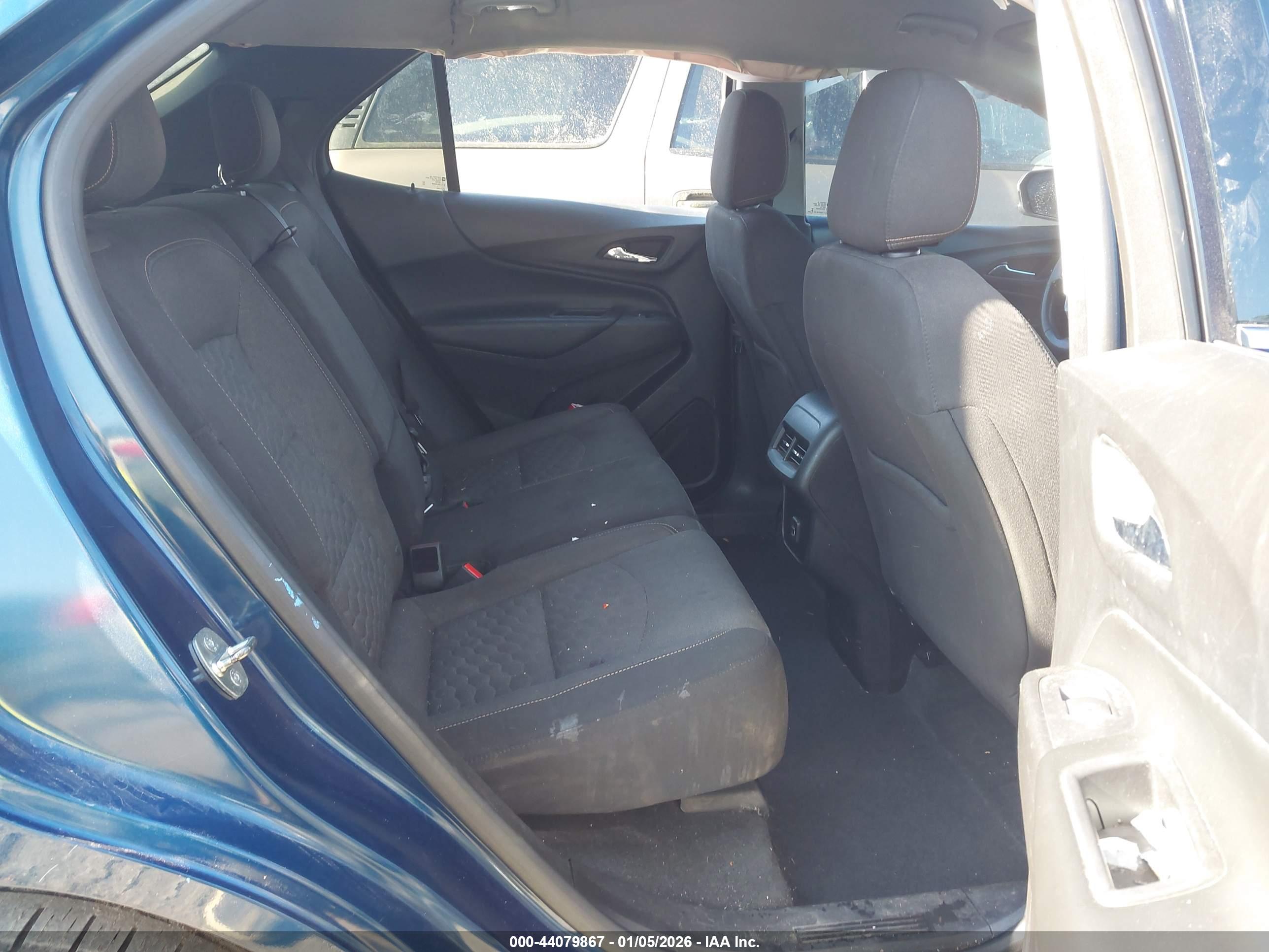 CHEVROLET EQUINOX image 8
