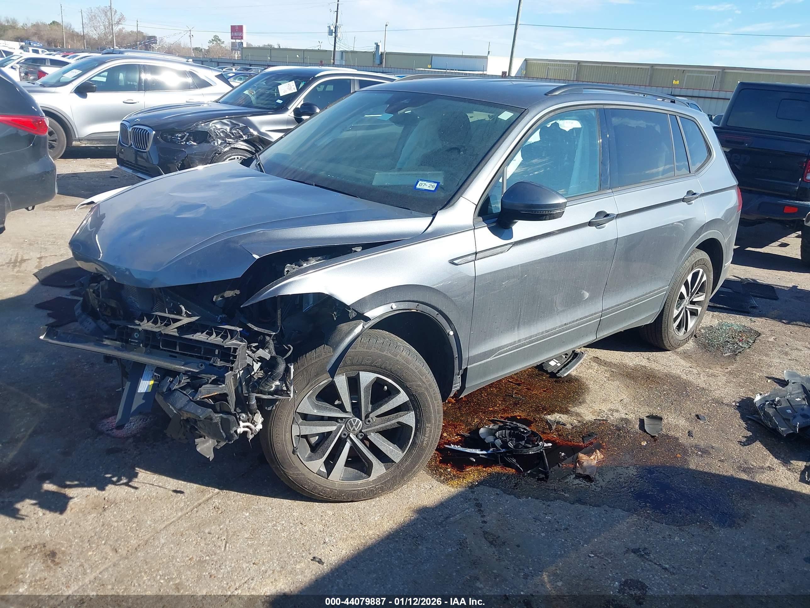 VOLKSWAGEN TIGUAN image 2