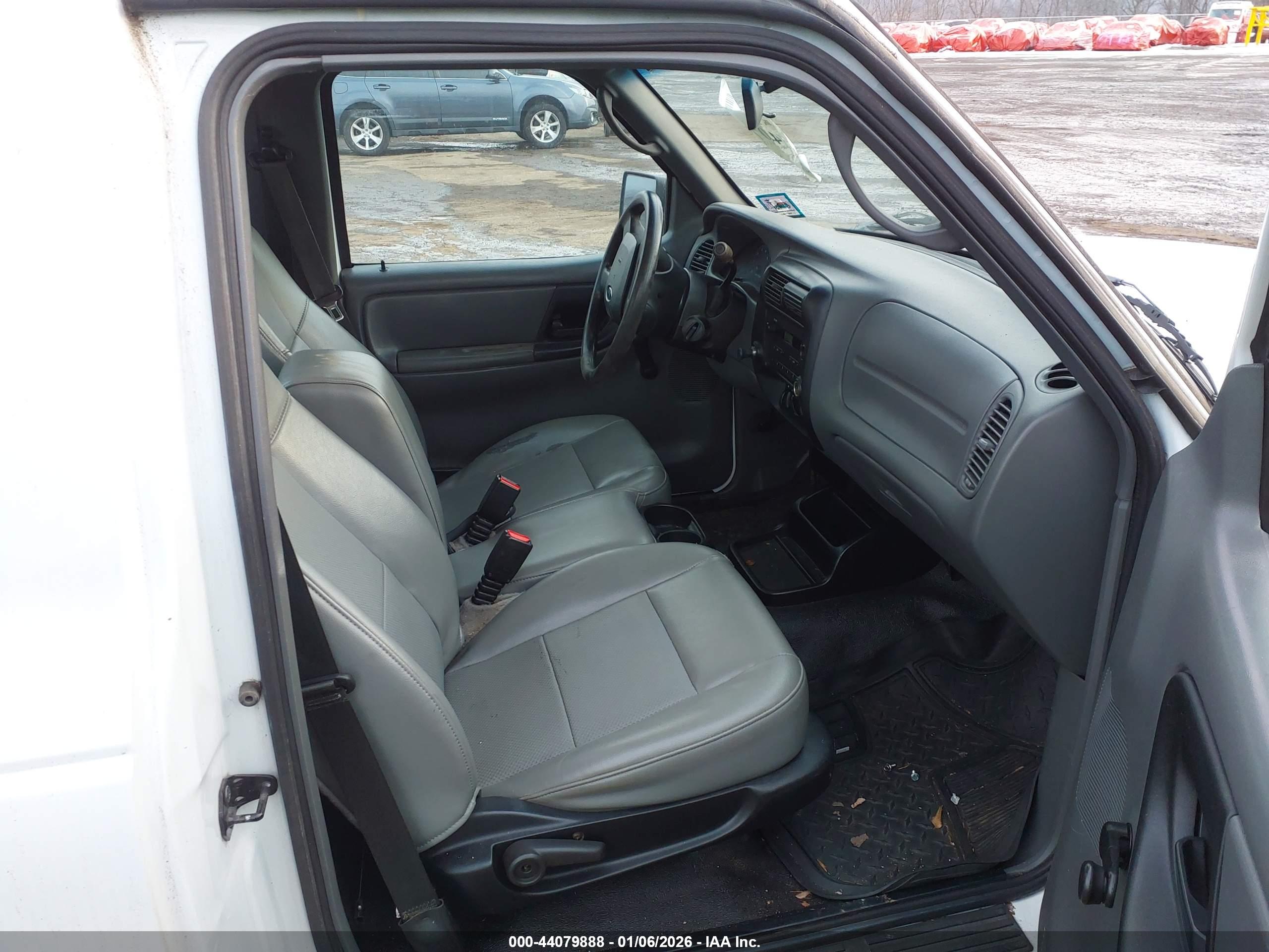 FORD RANGER image 5