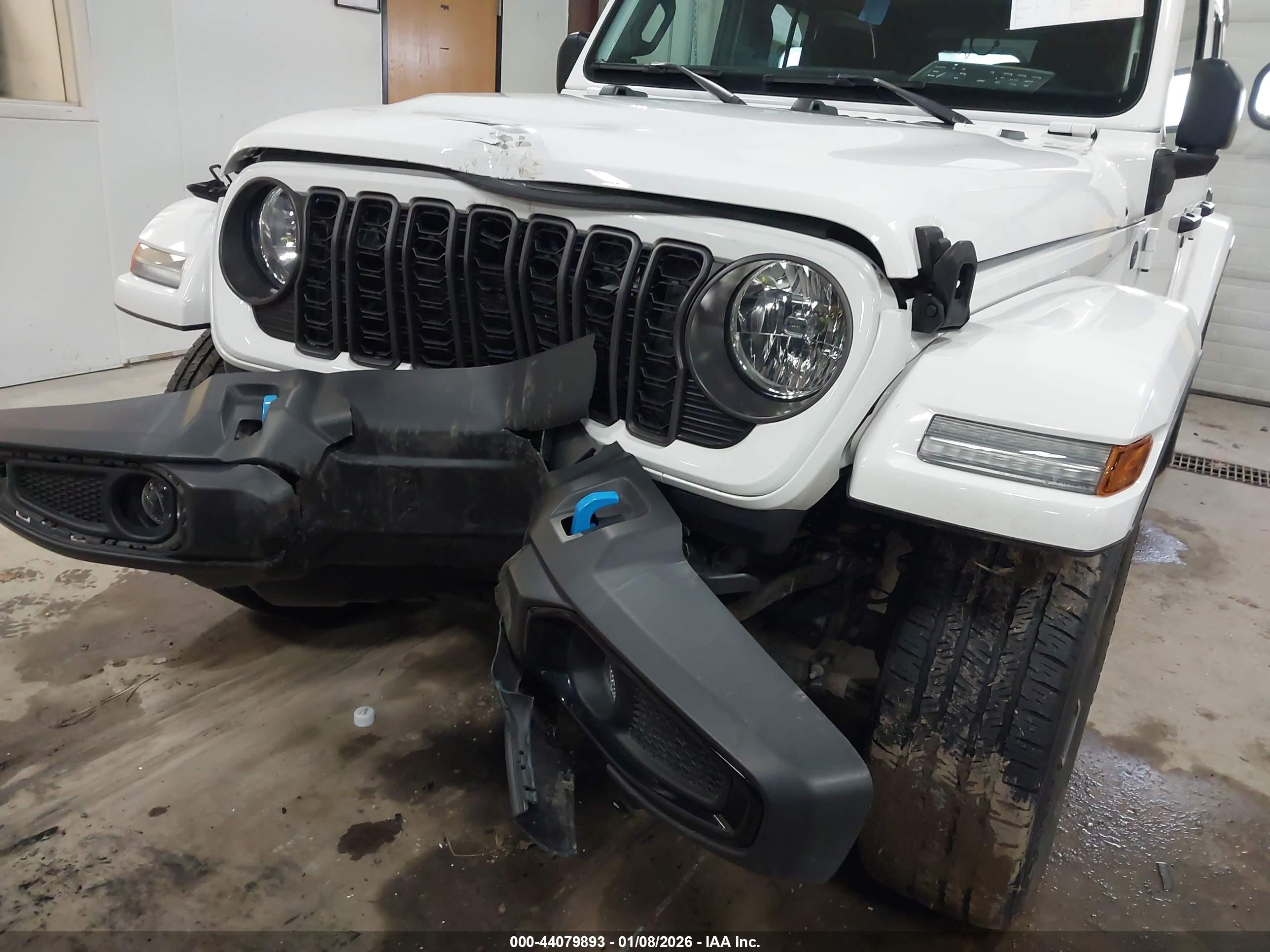 JEEP WRANGLER image 6