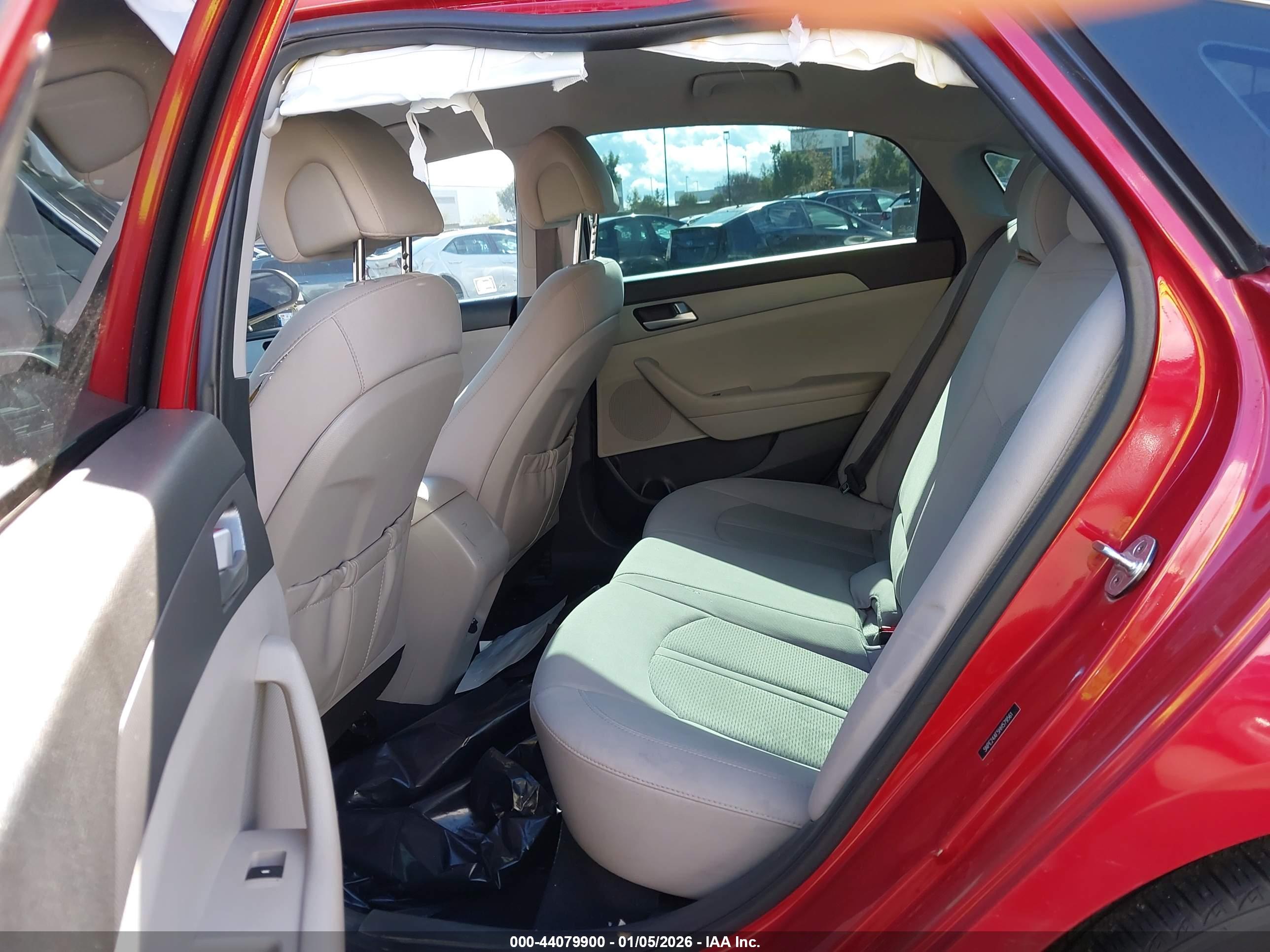 HYUNDAI SONATA image 8