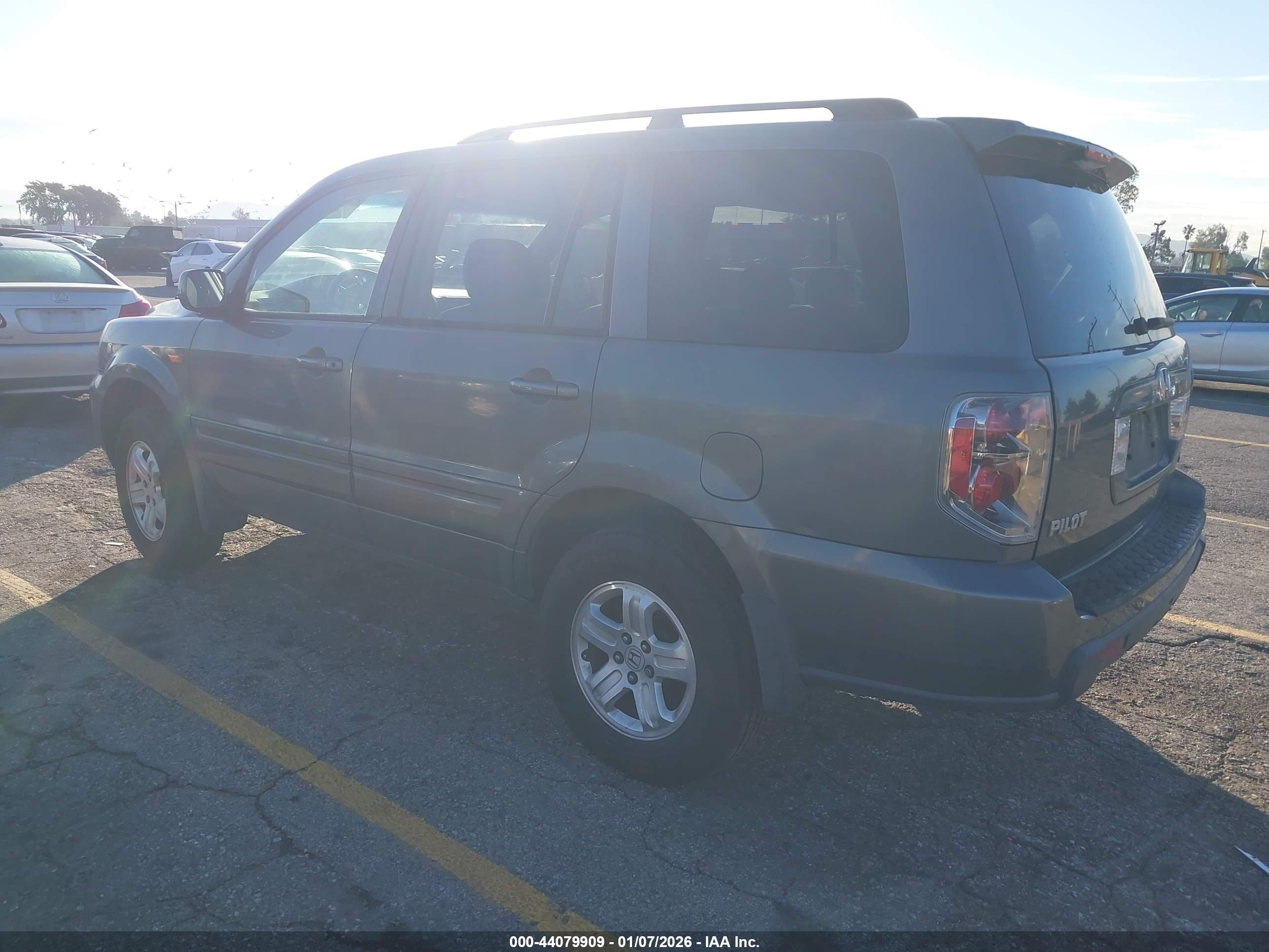 HONDA PILOT image 3