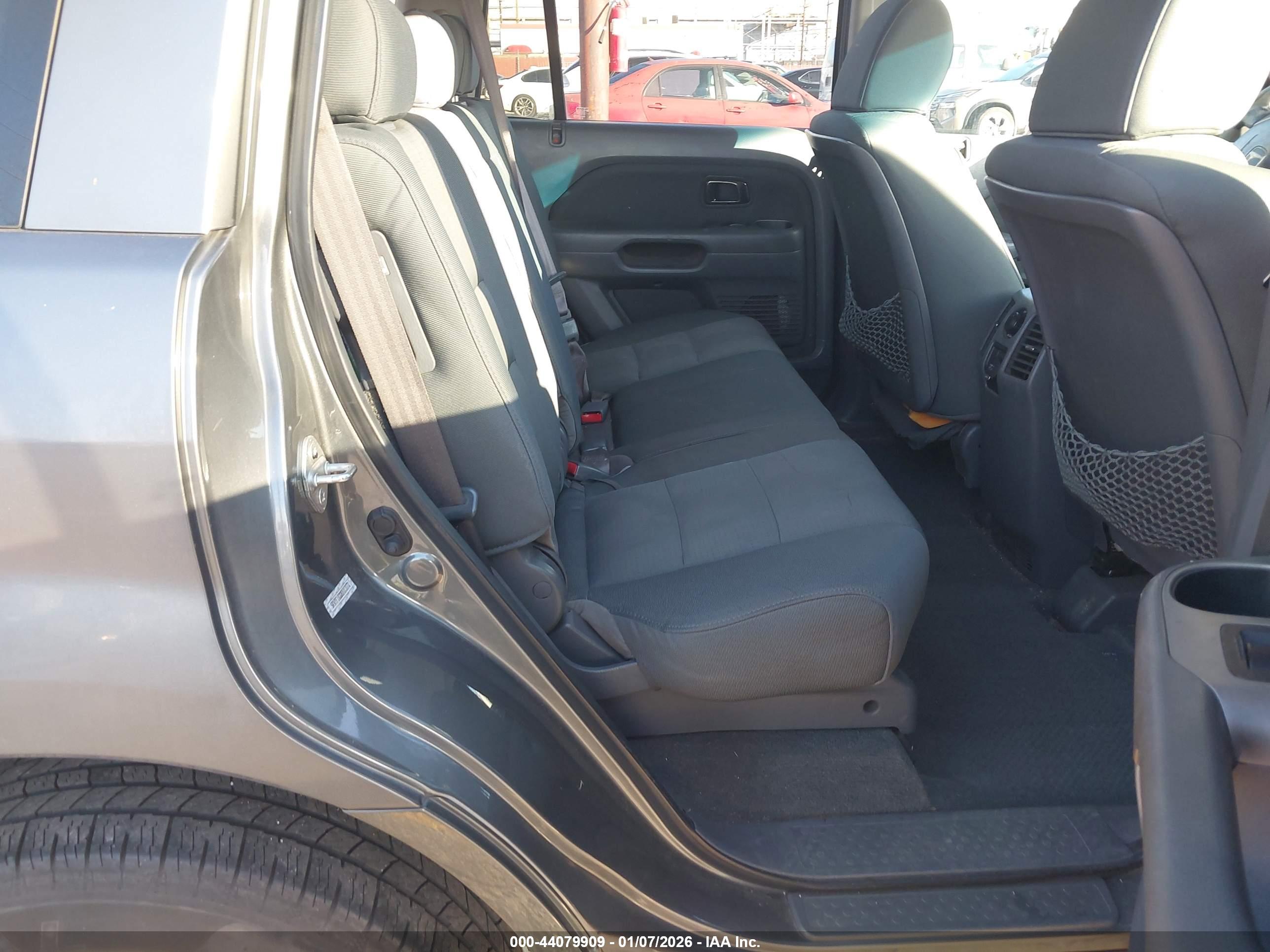 HONDA PILOT image 8