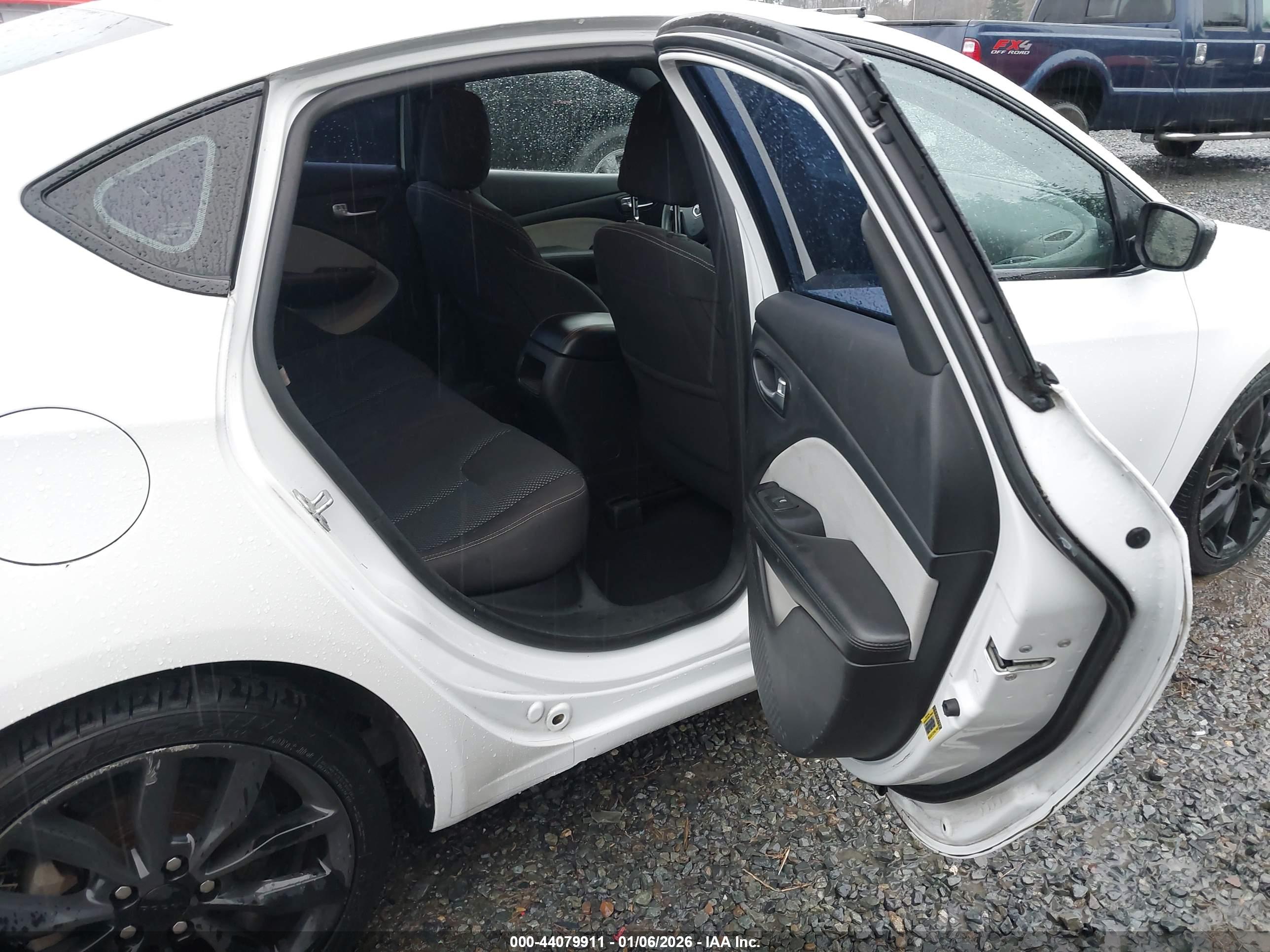 DODGE DART image 8