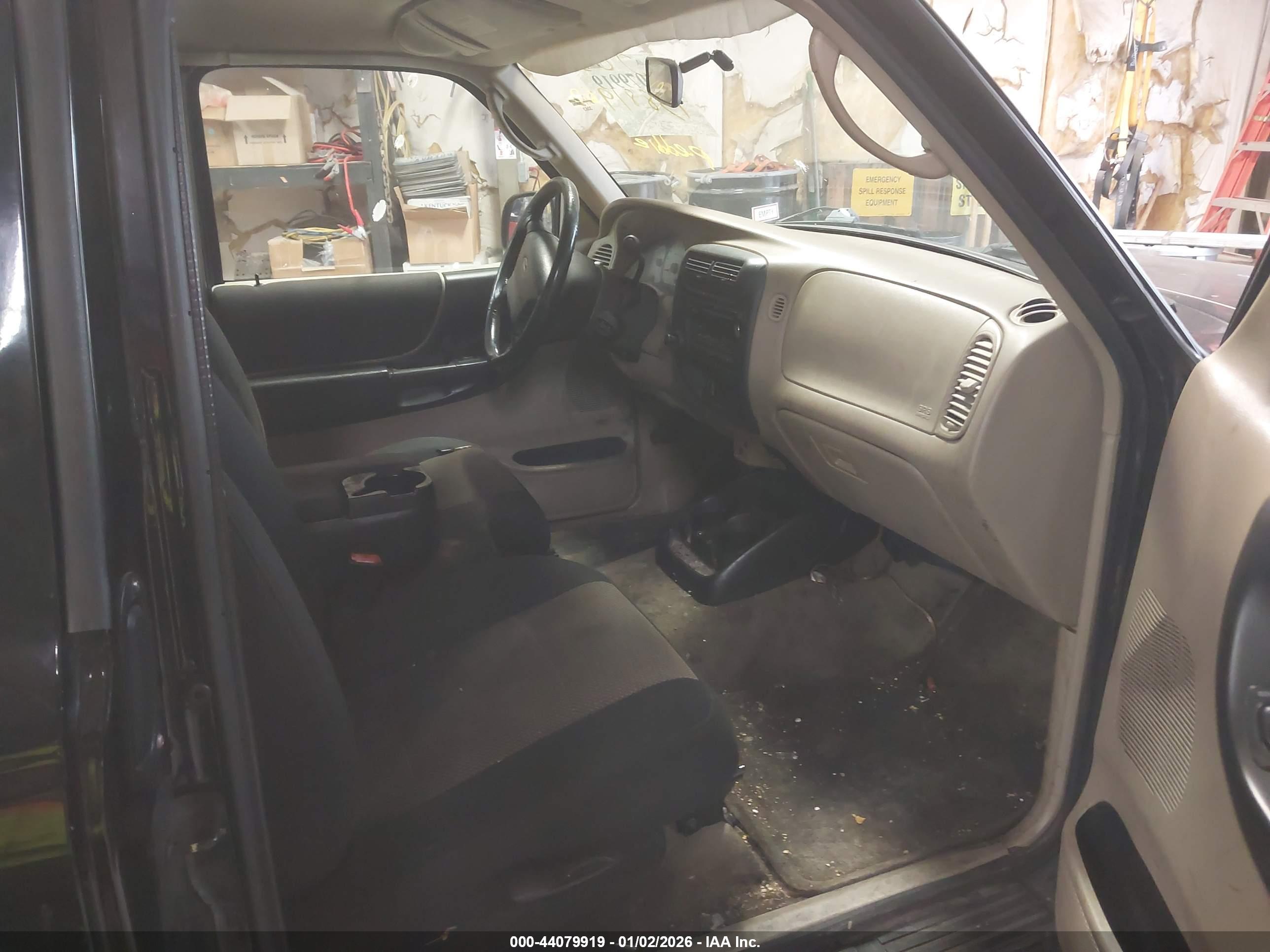 FORD RANGER image 5