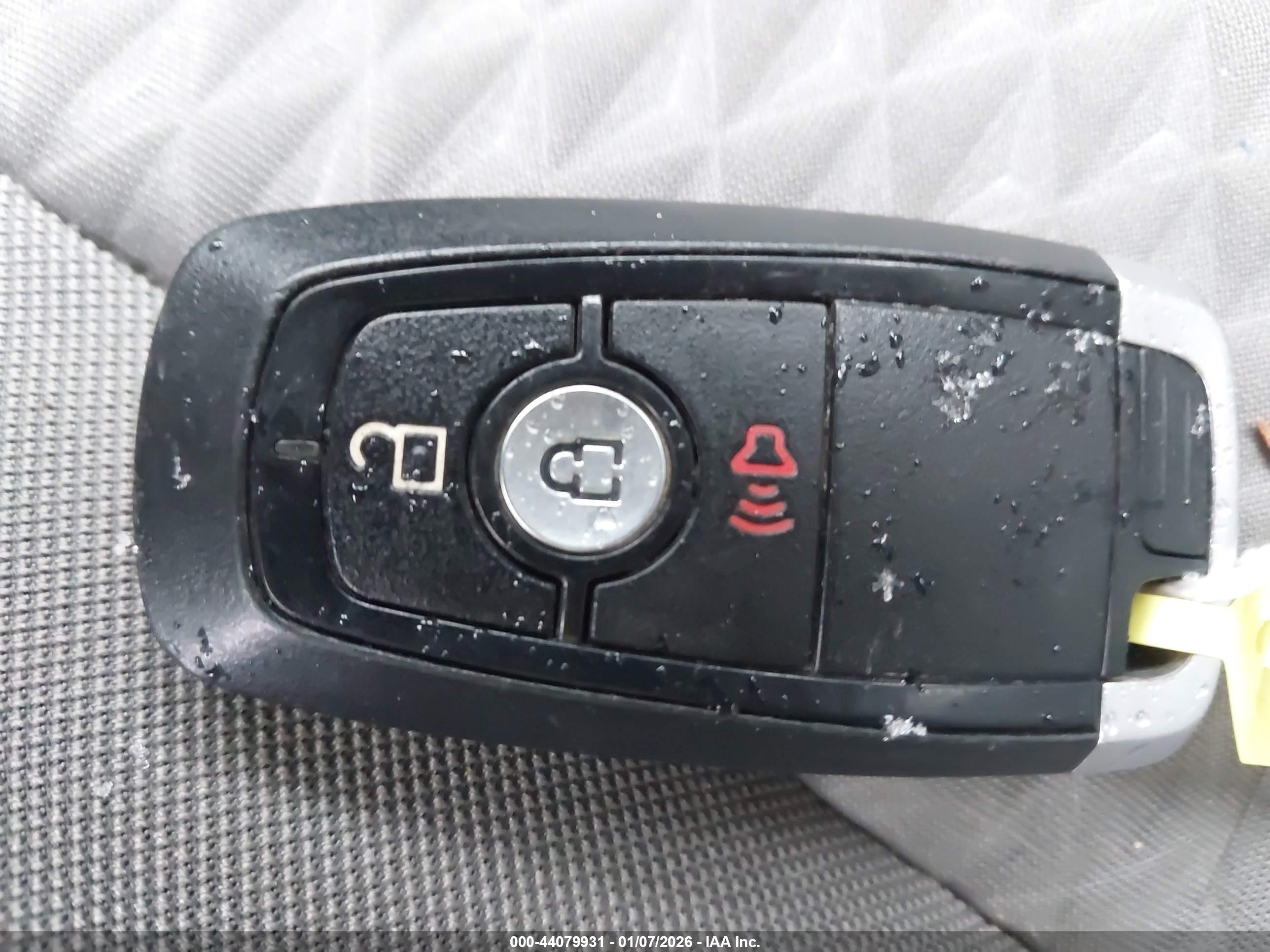 FORD ESCAPE image 11