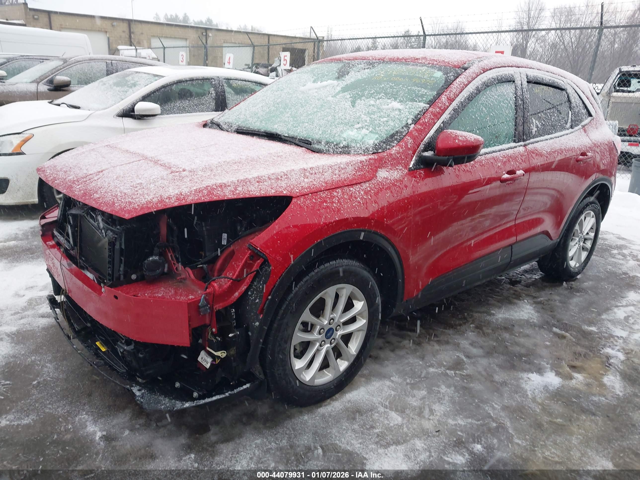 FORD ESCAPE image 2