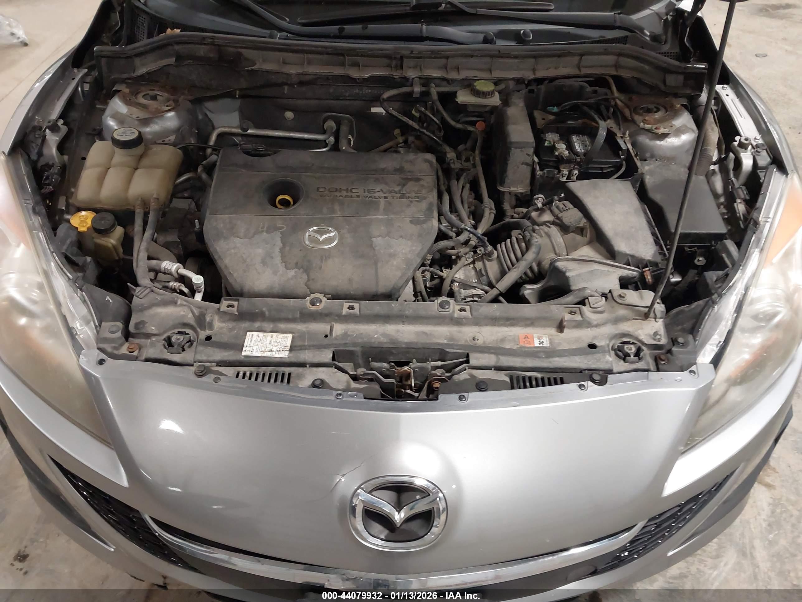 MAZDA MAZDA3 image 10