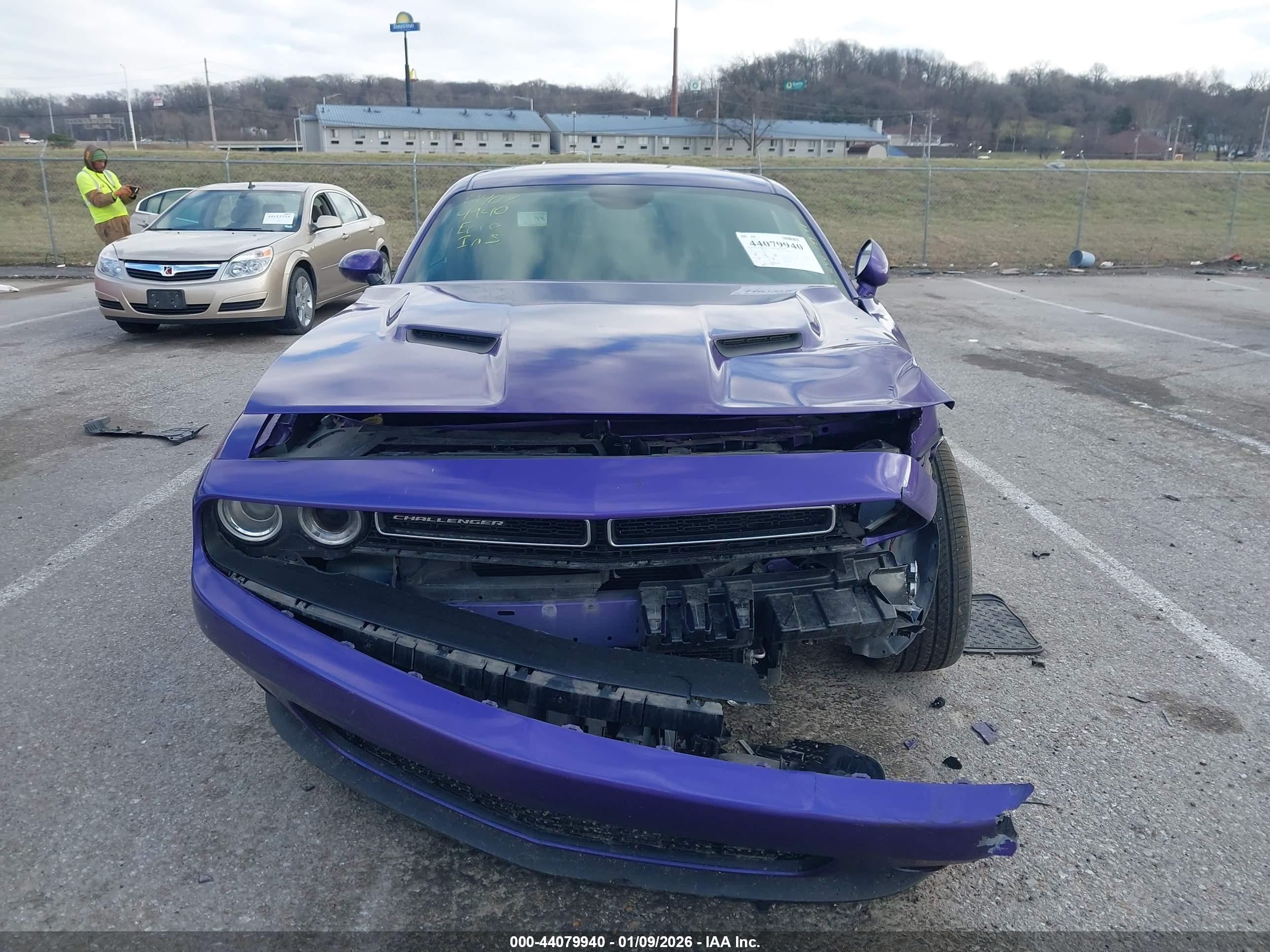 DODGE CHALLENGER image 6