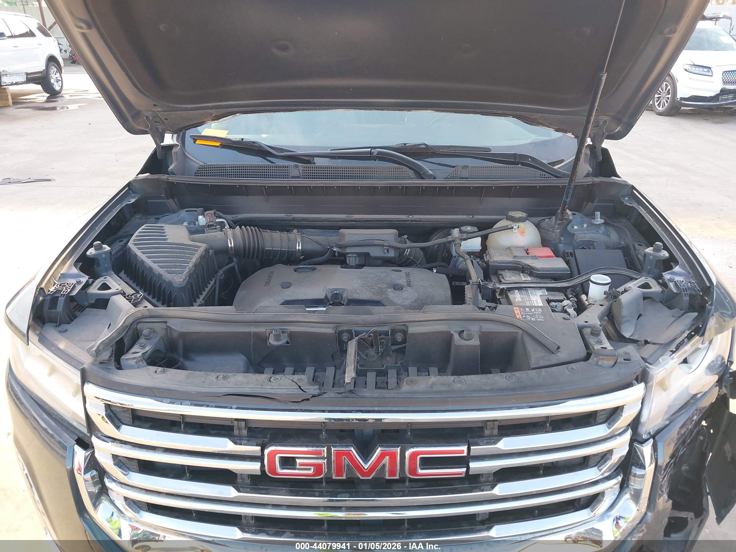 GMC ACADIA image 10