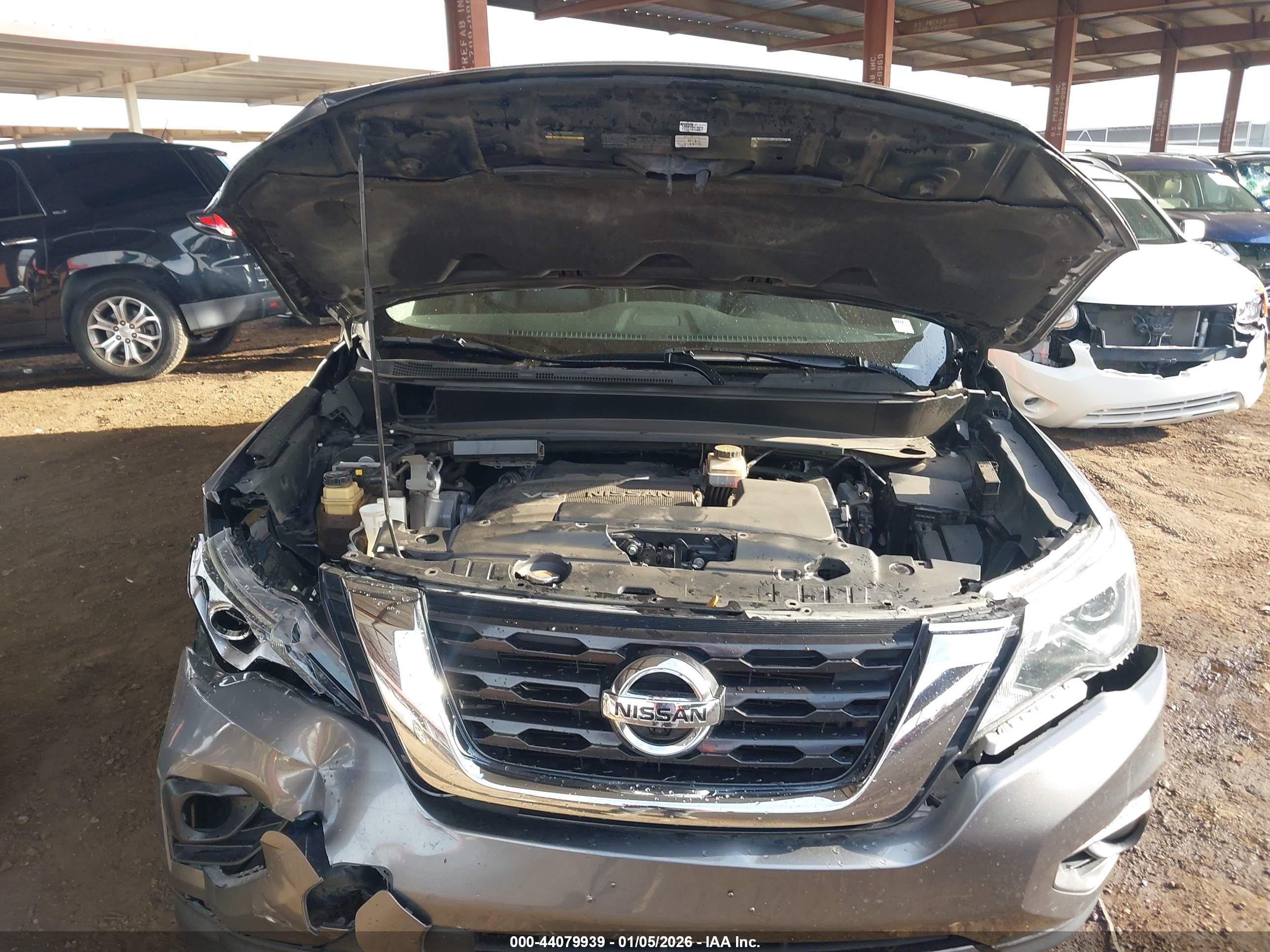 NISSAN PATHFINDER image 10