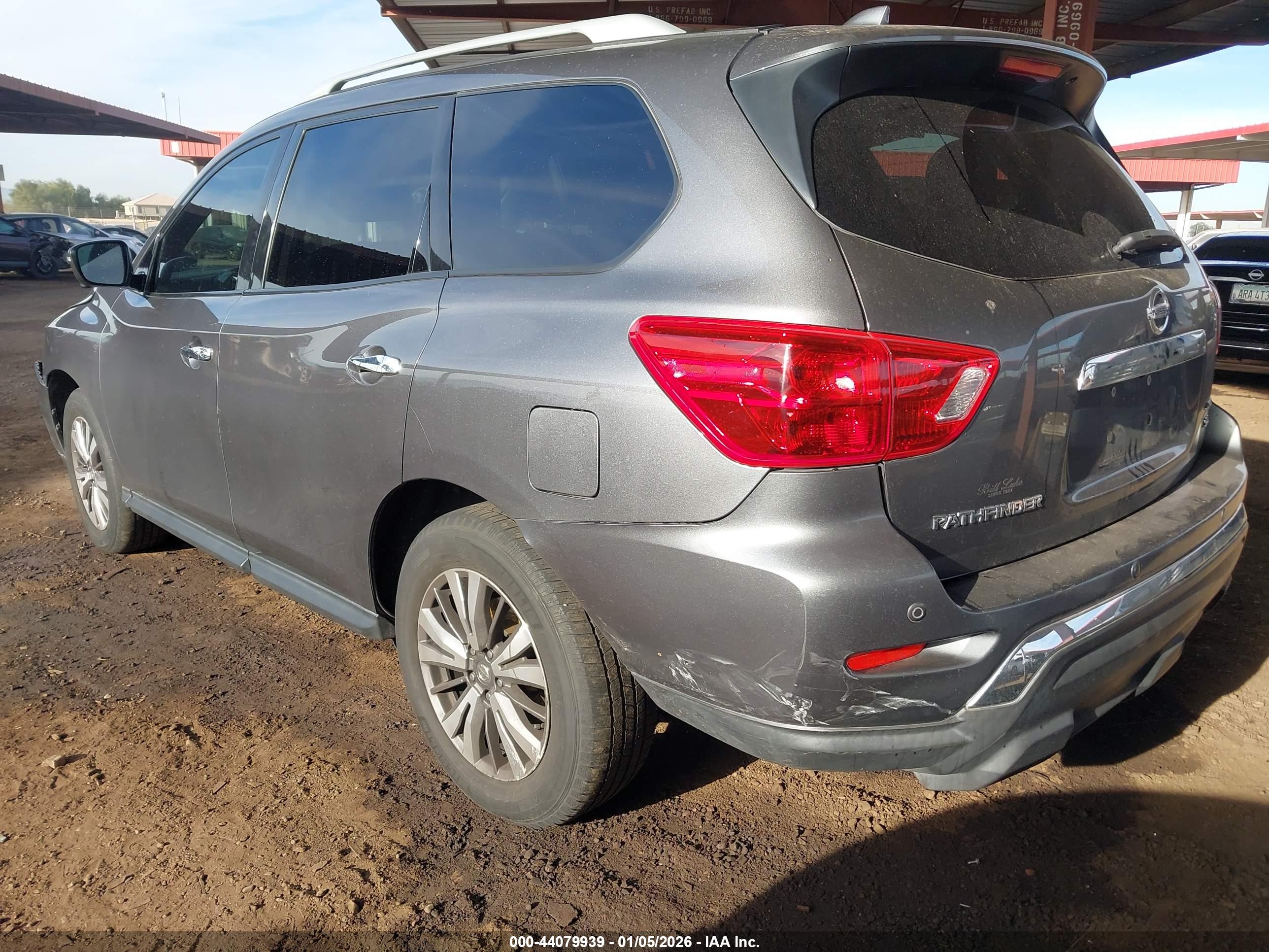 NISSAN PATHFINDER image 3