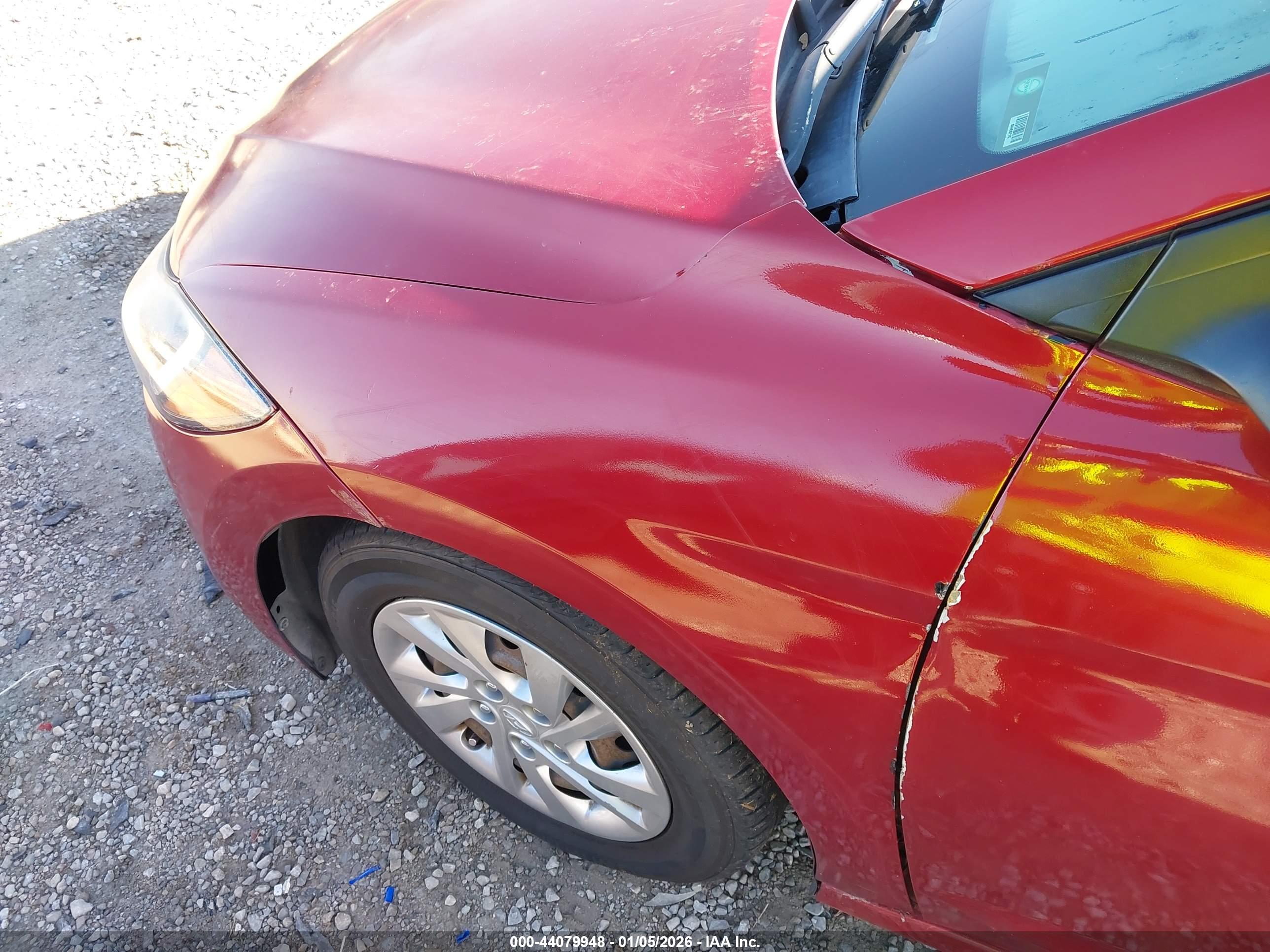 HYUNDAI ELANTRA image 6